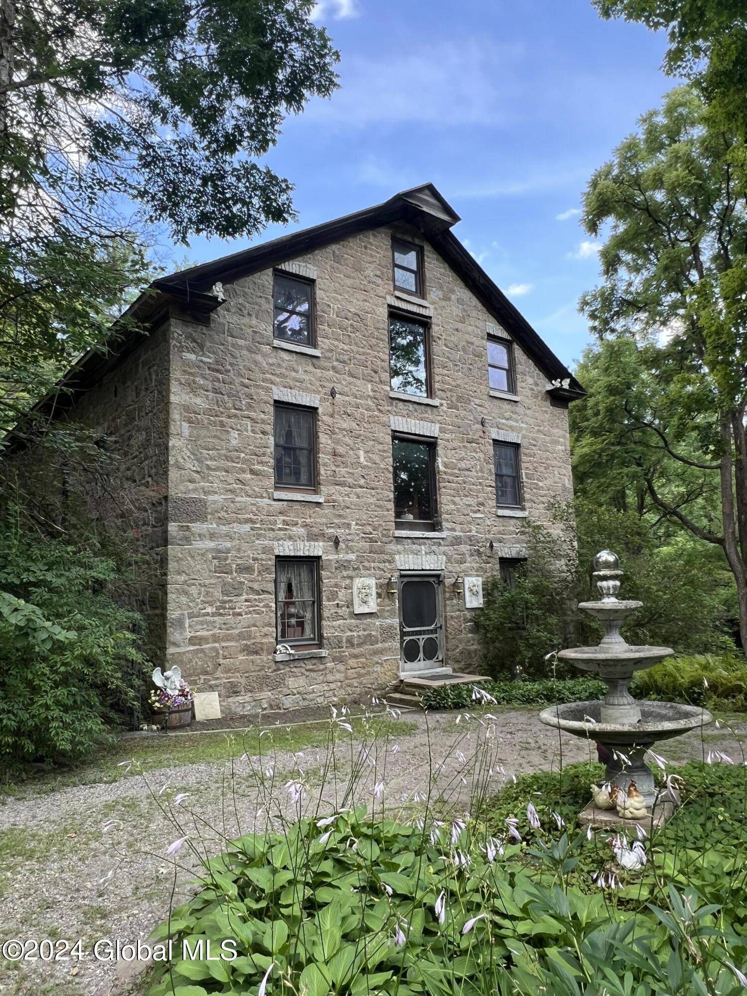 St Johnsville, NY 13452,1679 Mill Road