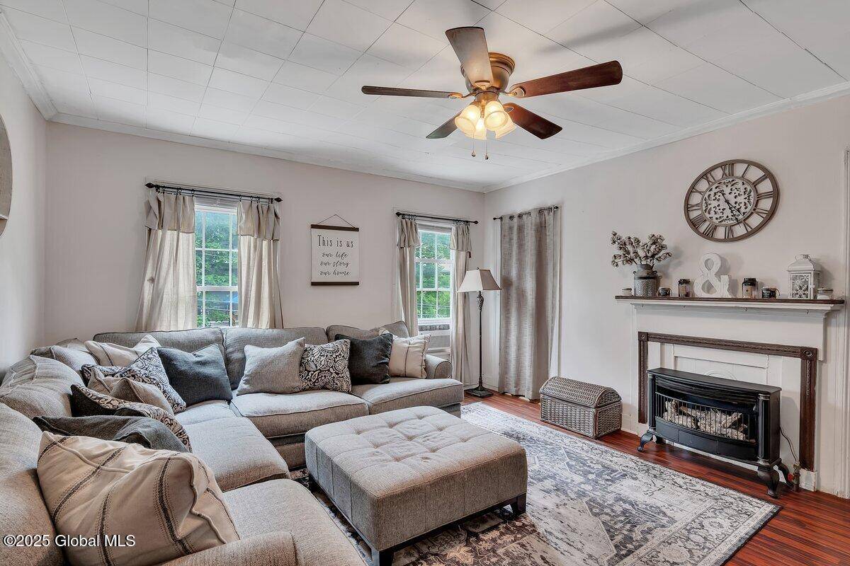 Hudson, NY 12534,75-77 S 3rd Street
