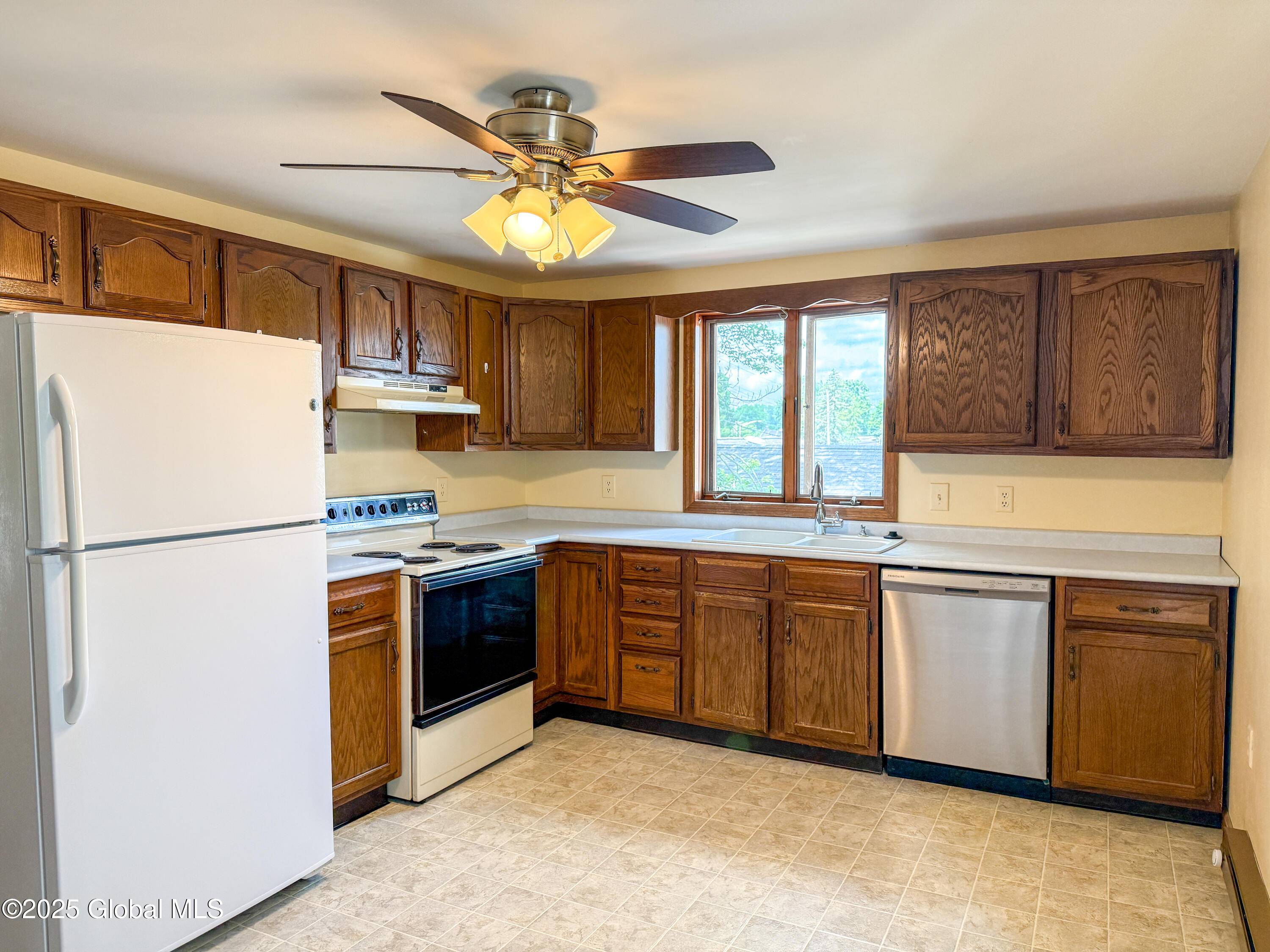 Rotterdam, NY 12306,128 Mariaville Road