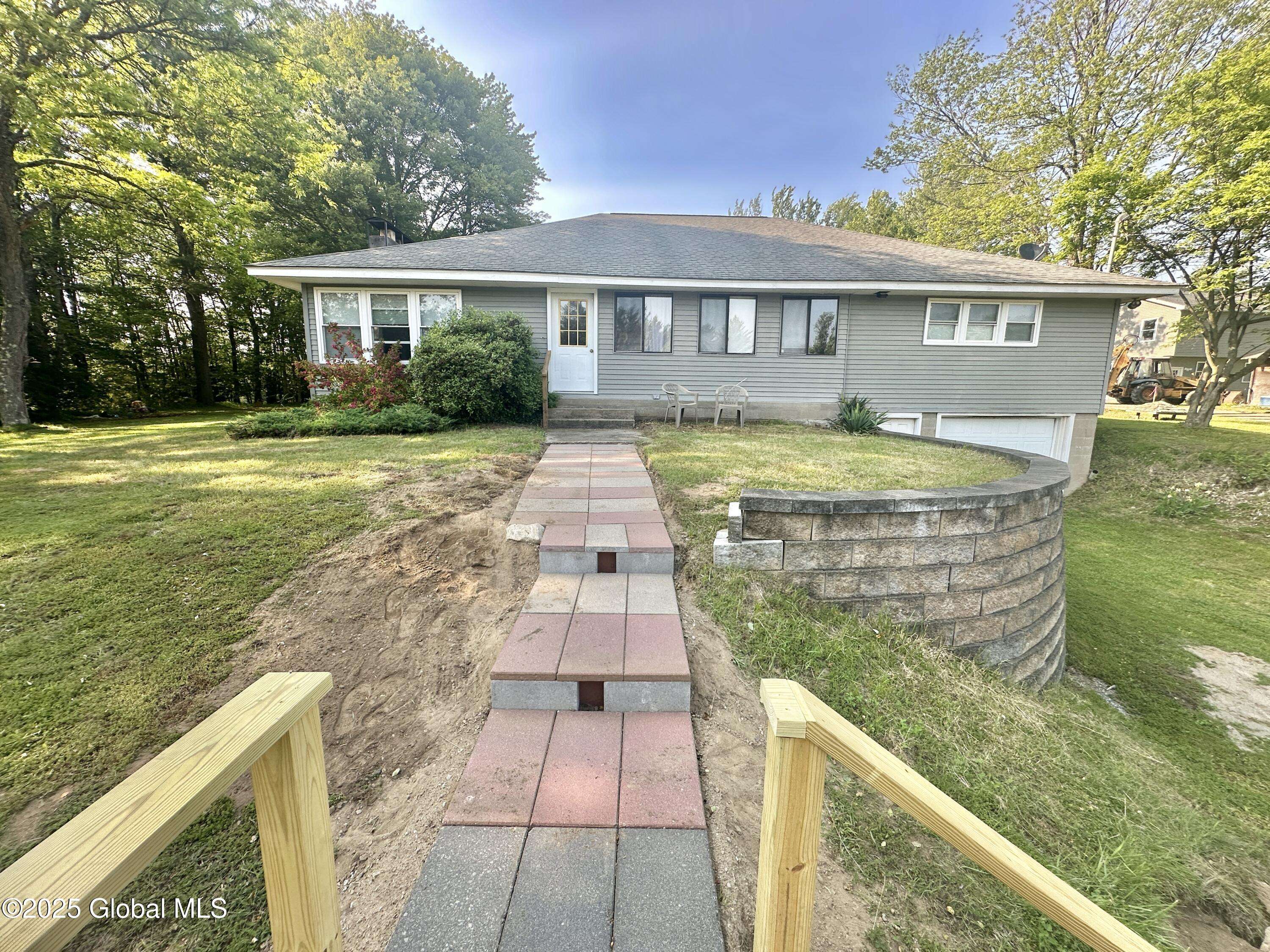 Lake Luzerne, NY 12846,2140 L.1 Call St
