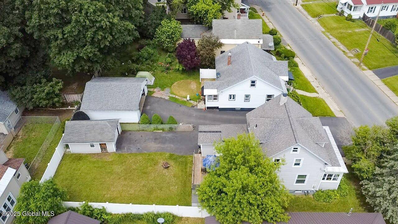 Amsterdam, NY 12010,236 Clizbe Avenue