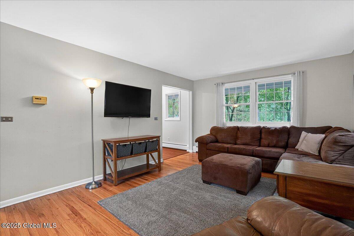 Malta, NY 12019,5 Pine Crest
