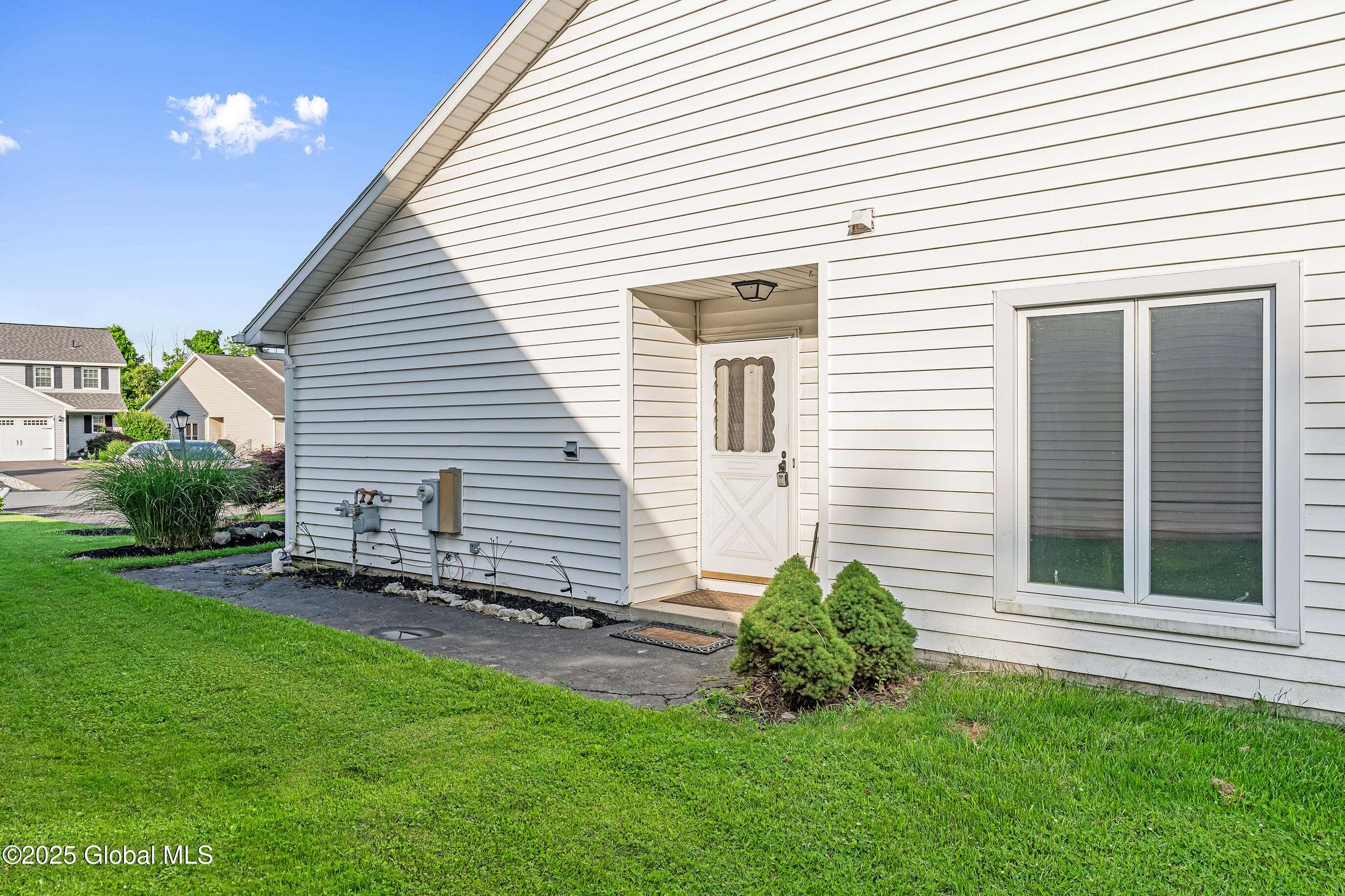 Bethlehem, NY 12158,82 Marsdale Court