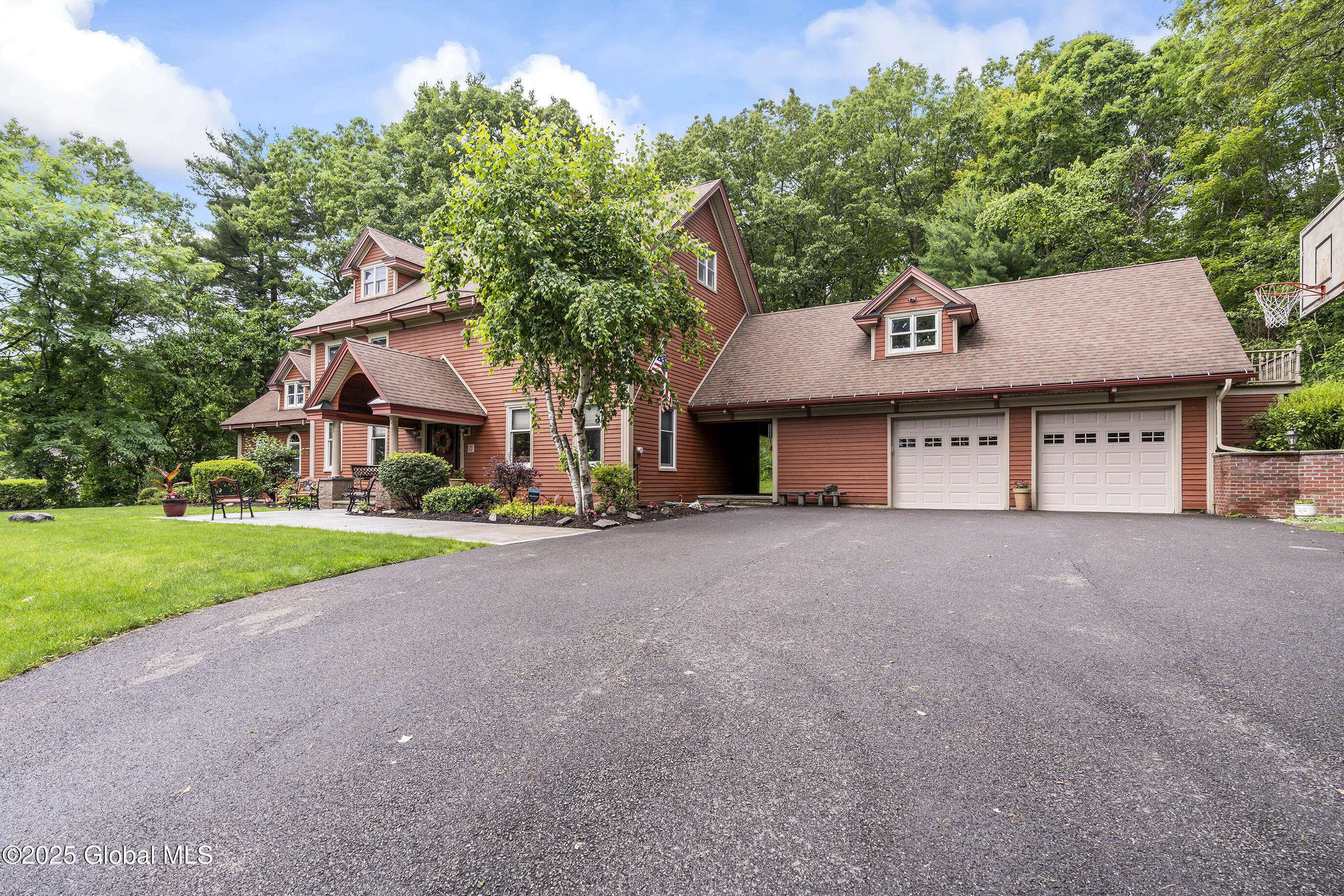 Schodack, NY 12033,2528 Fawn Ridge
