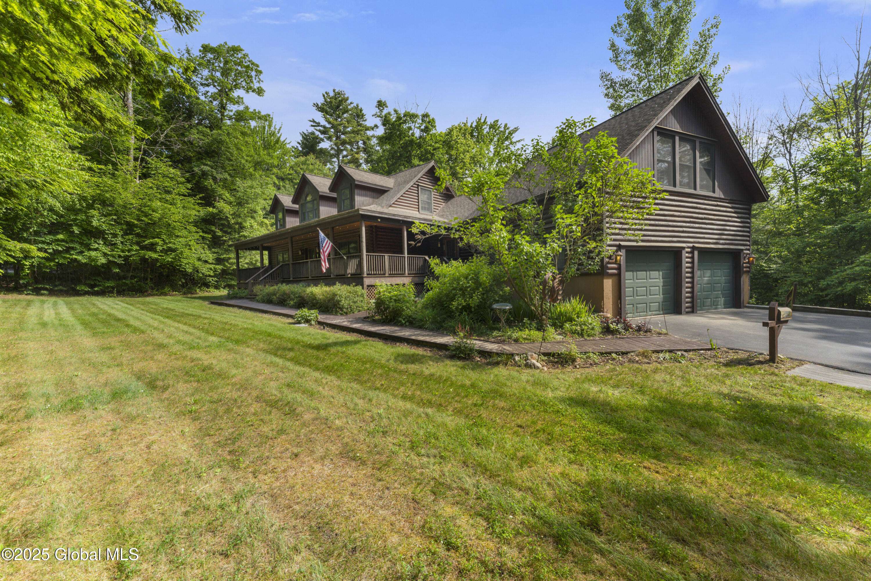 Lake George, NY 12845,202 Stone Schoolhouse Road