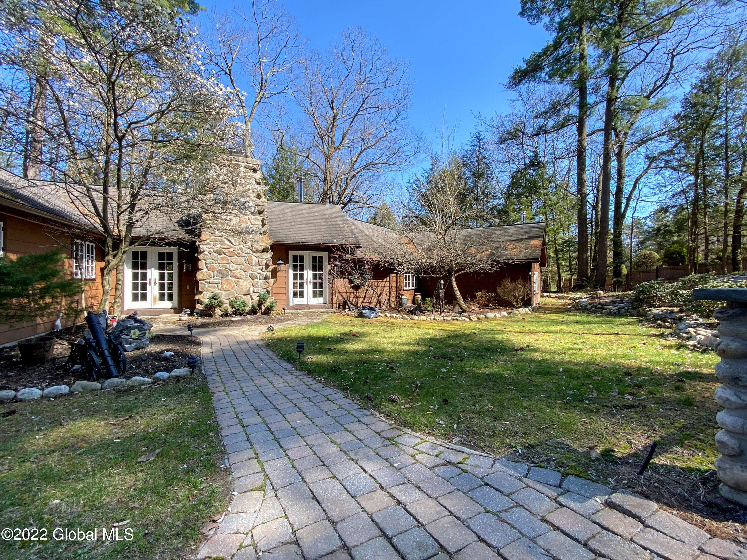 Bolton, NY 12814,4484 Lake Shore Drive