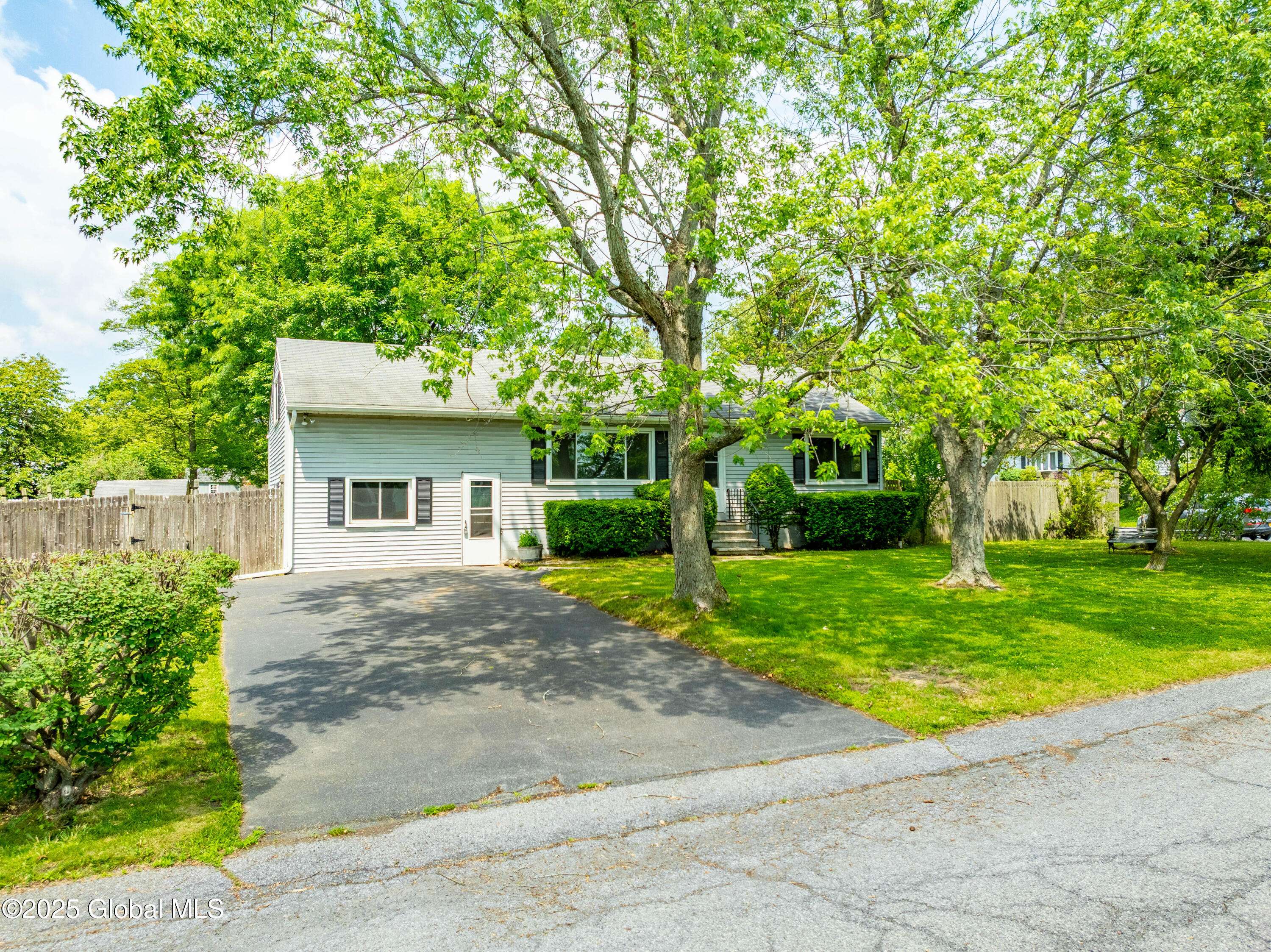 Colonie, NY 12110,11 Pershing Drive