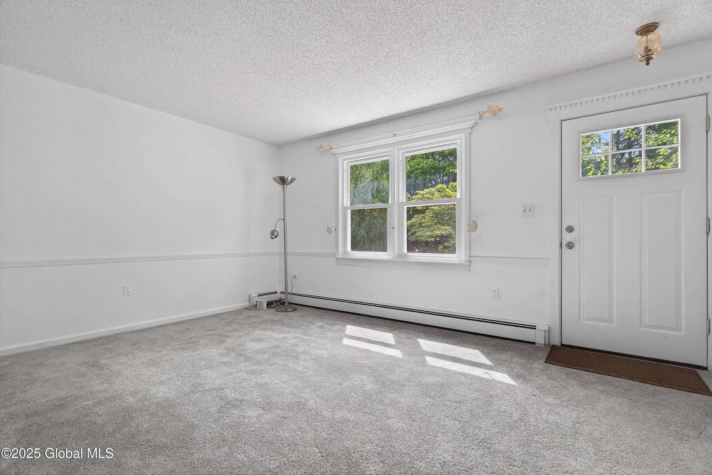 Greenfield, NY 12833,21 Hemlock Drive
