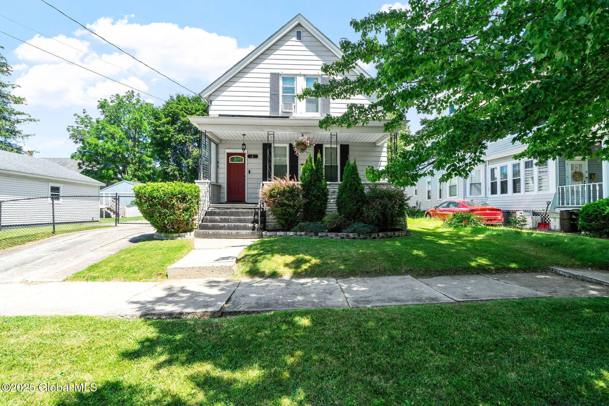 Amsterdam, NY 12010,4 Bigelow Avenue