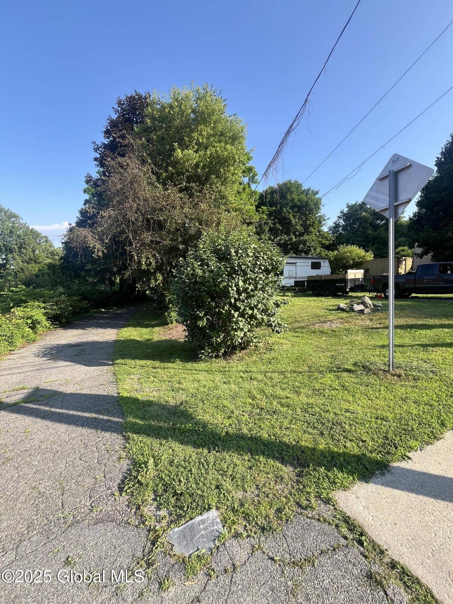 Moriah, NY 12960,4374 Main Street