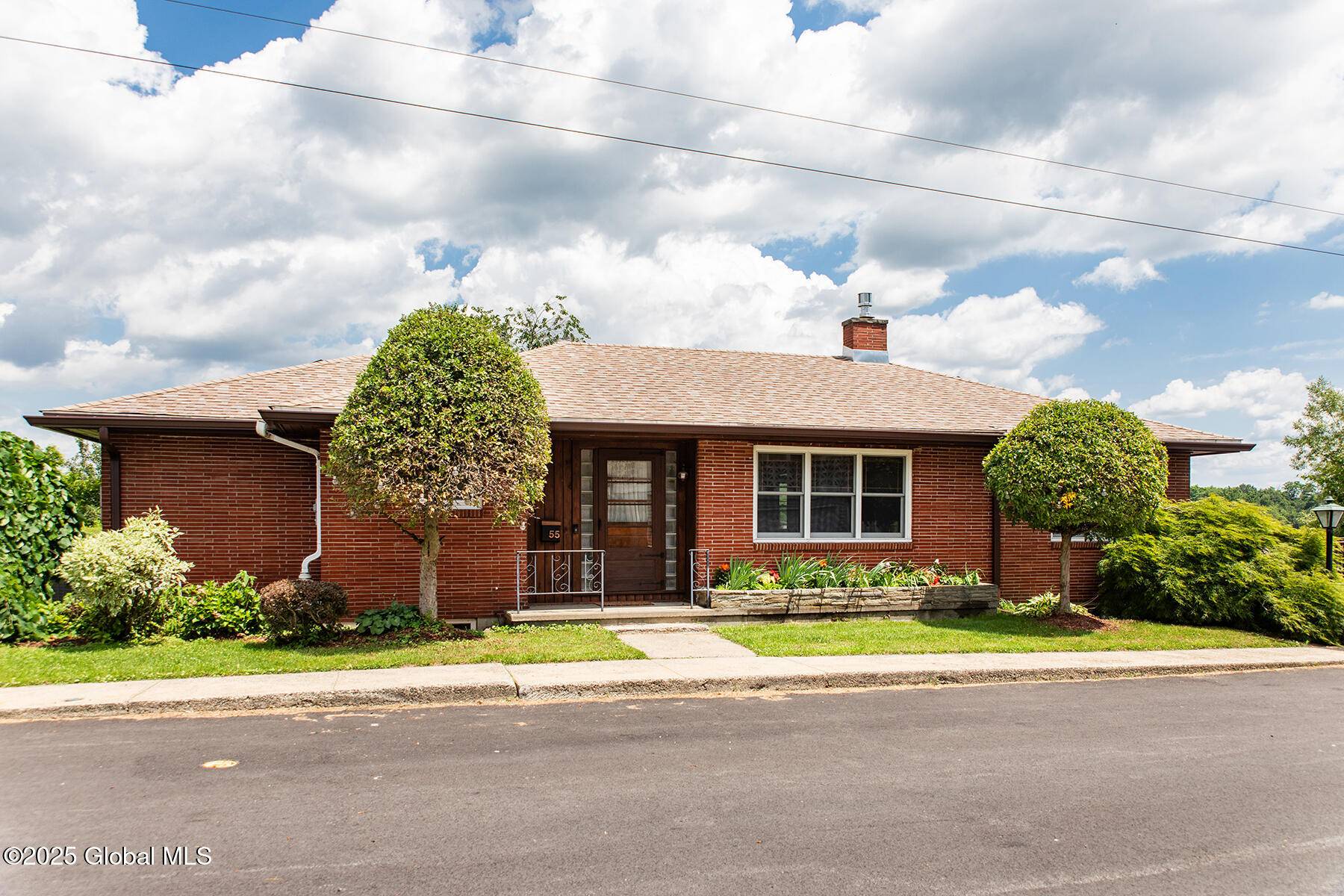 Mechanicville, NY 12118,55 Tallmadge Place