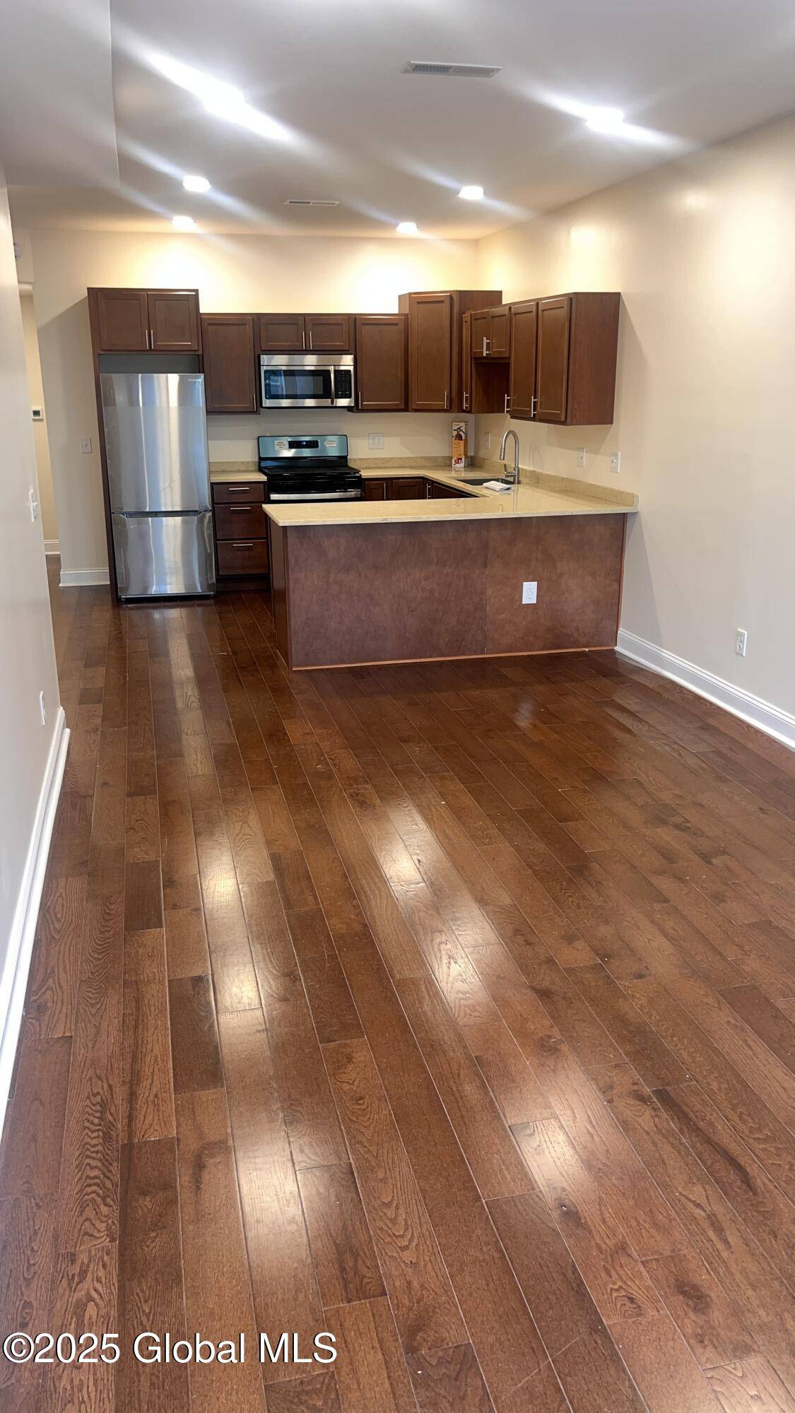 Albany, NY 12202,15 Delaware Street #3