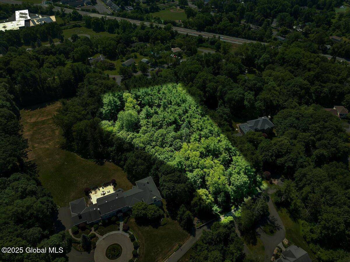 Menands, NY 12204,112 Woods Lane