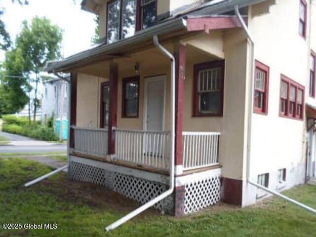 Glens Falls, NY 12801,21 Crandall Street