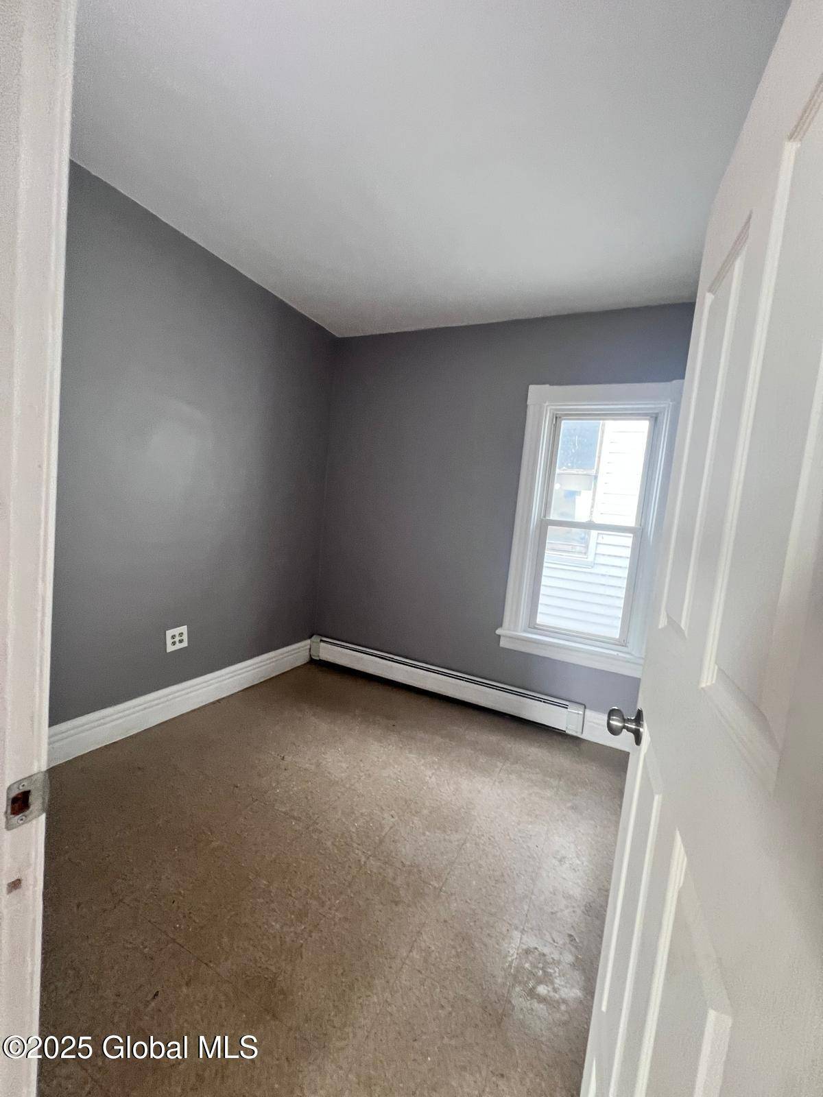 Amsterdam, NY 12010,61 Jay Street #2