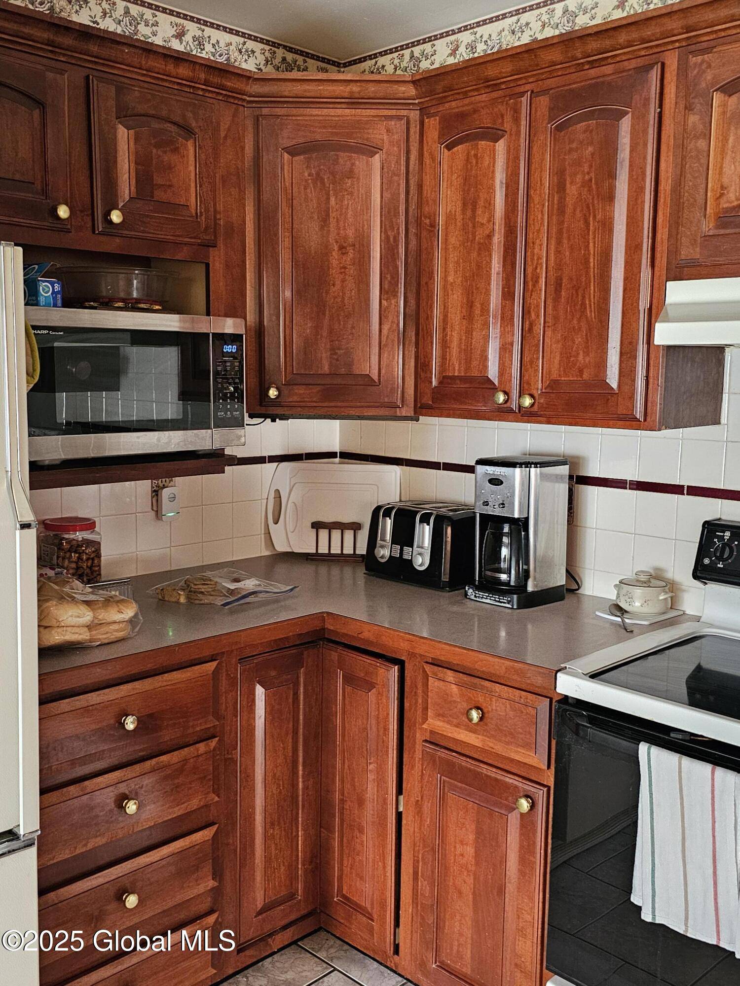 Rotterdam, NY 12303,1824 Devendorf Road