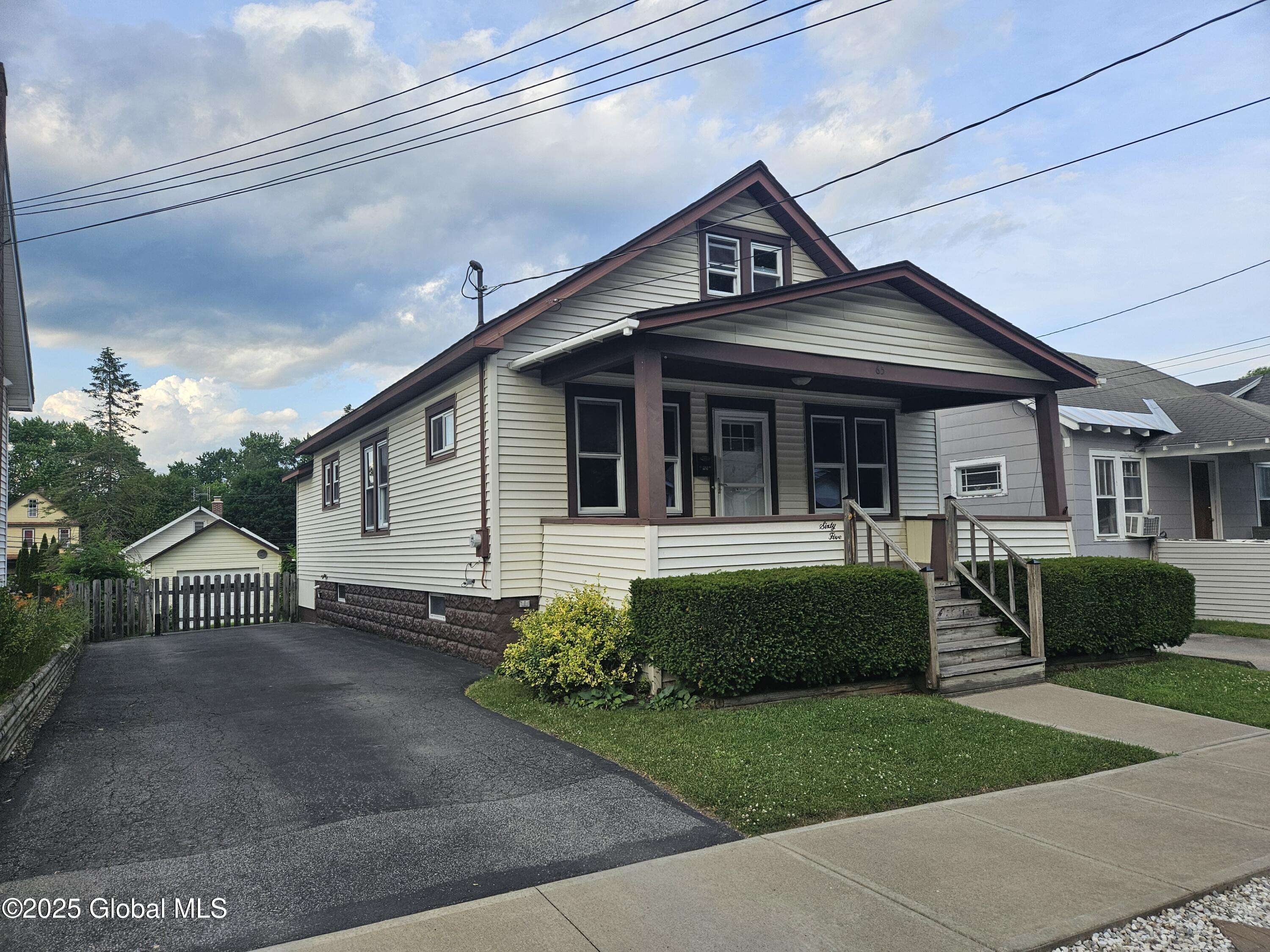 Scotia, NY 12302,65 Pershing Drive