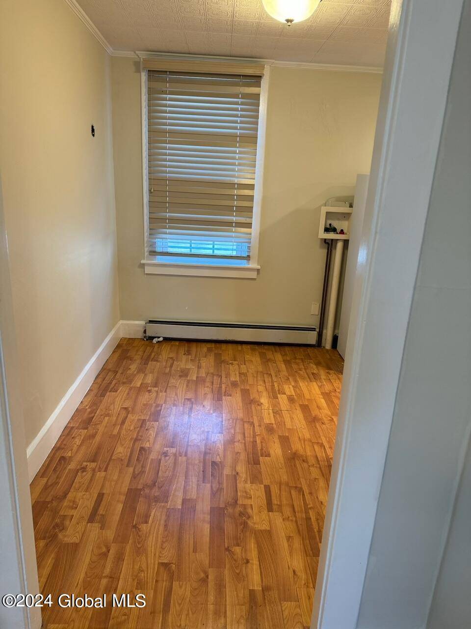 Bethlehem, NY 12054,301 Kenwood Avenue #2