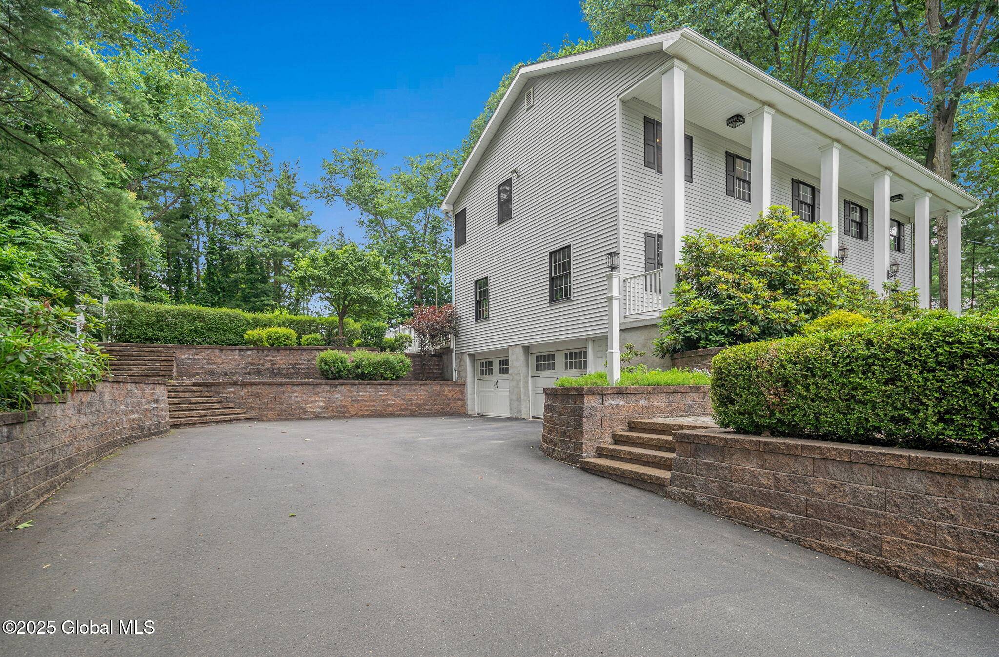 Colonie, NY 12309,13 Tulip Tree Lane