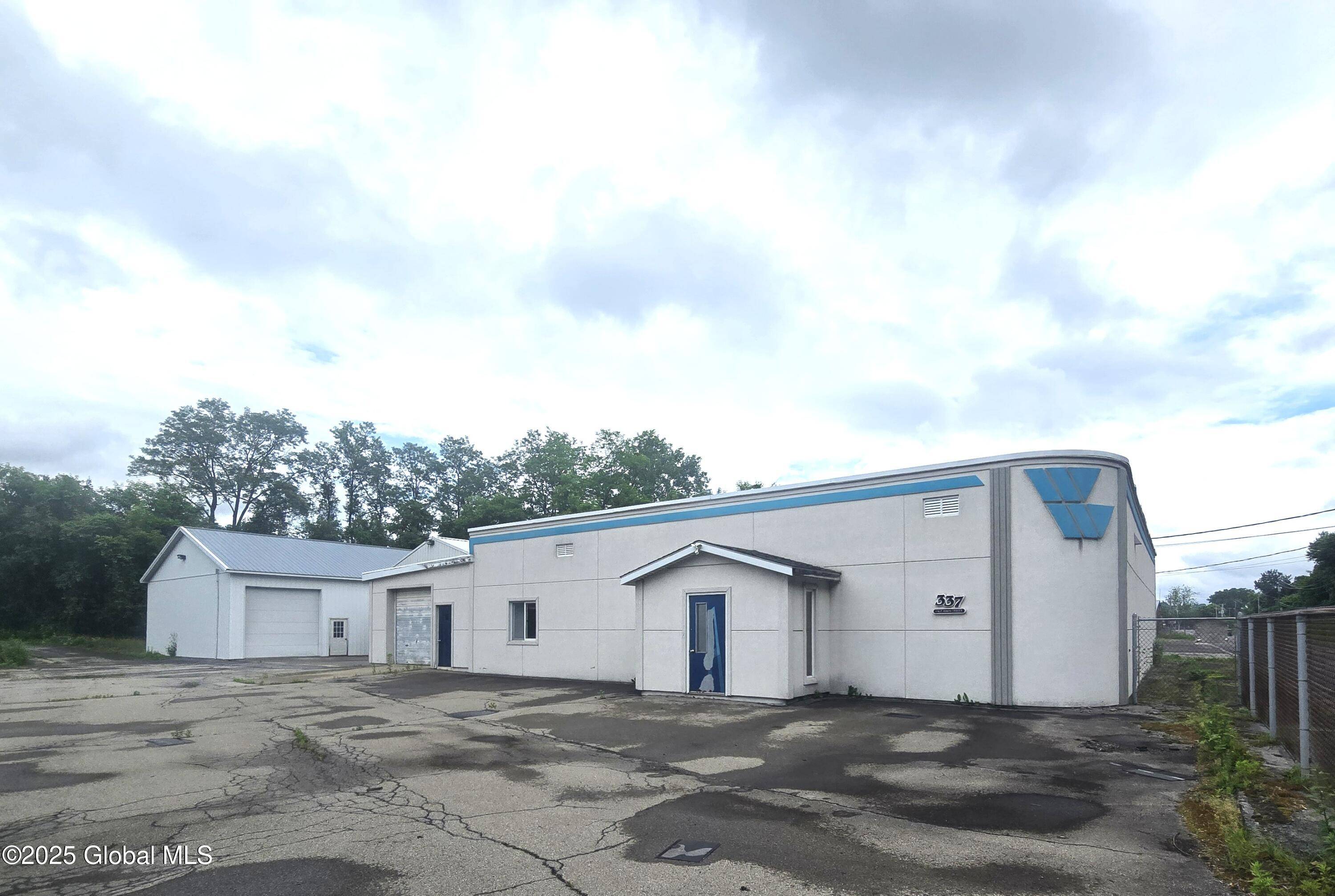 Canajoharie, NY 13317,337 E Main Street