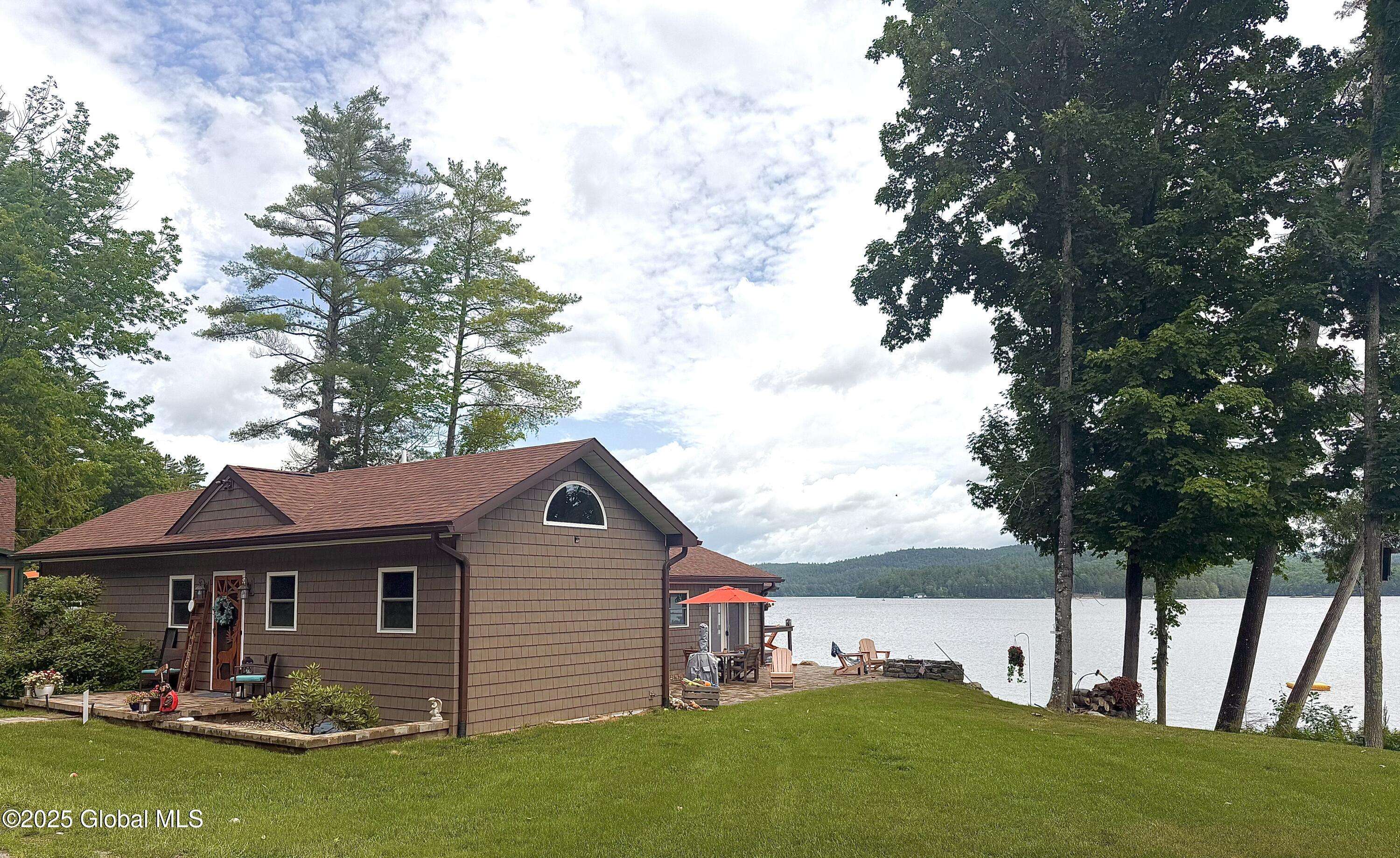 Schroon Lake, NY 12870,82 Skylark Lane