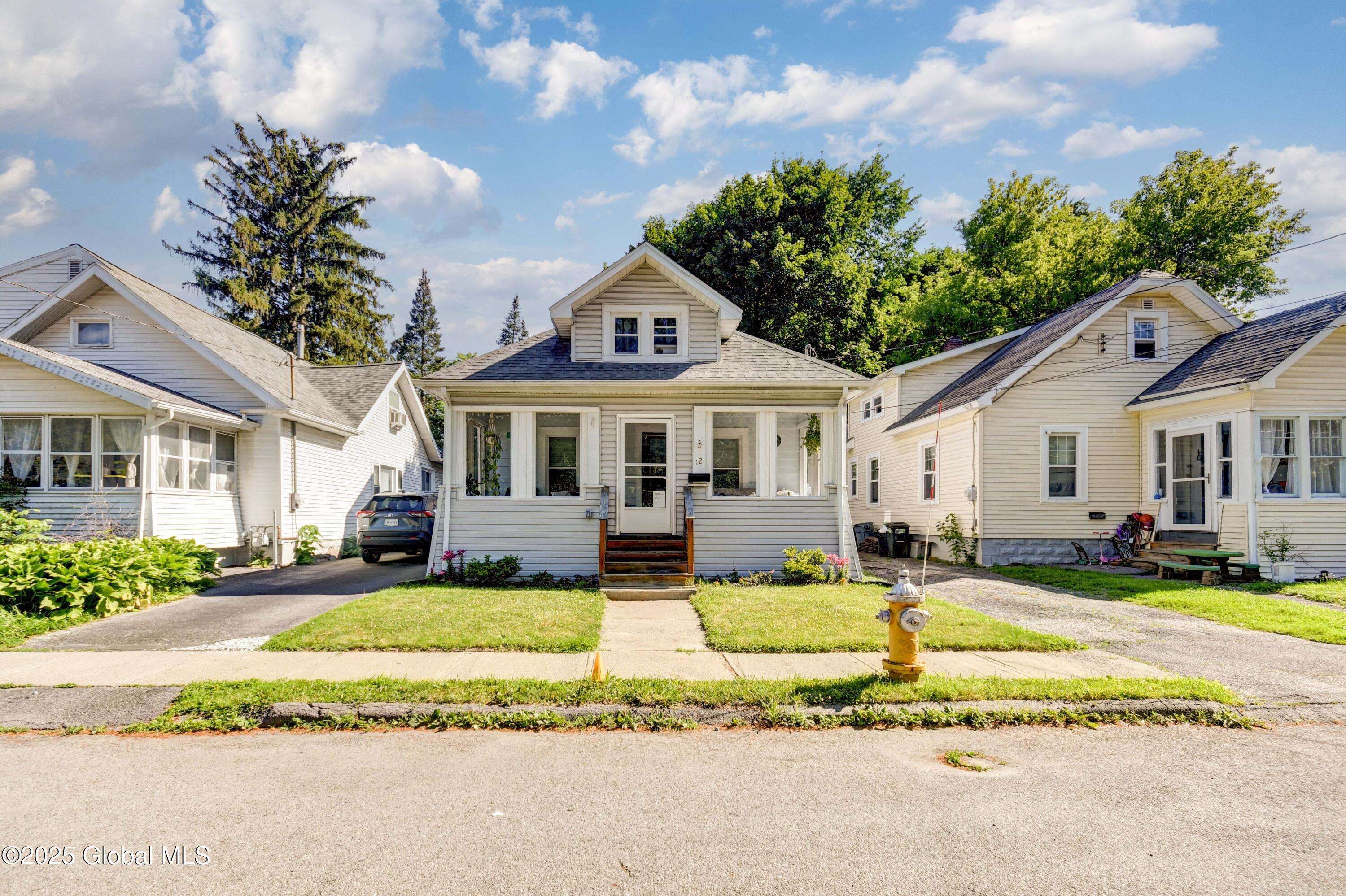 Scotia, NY 12302,12 Larkin Street