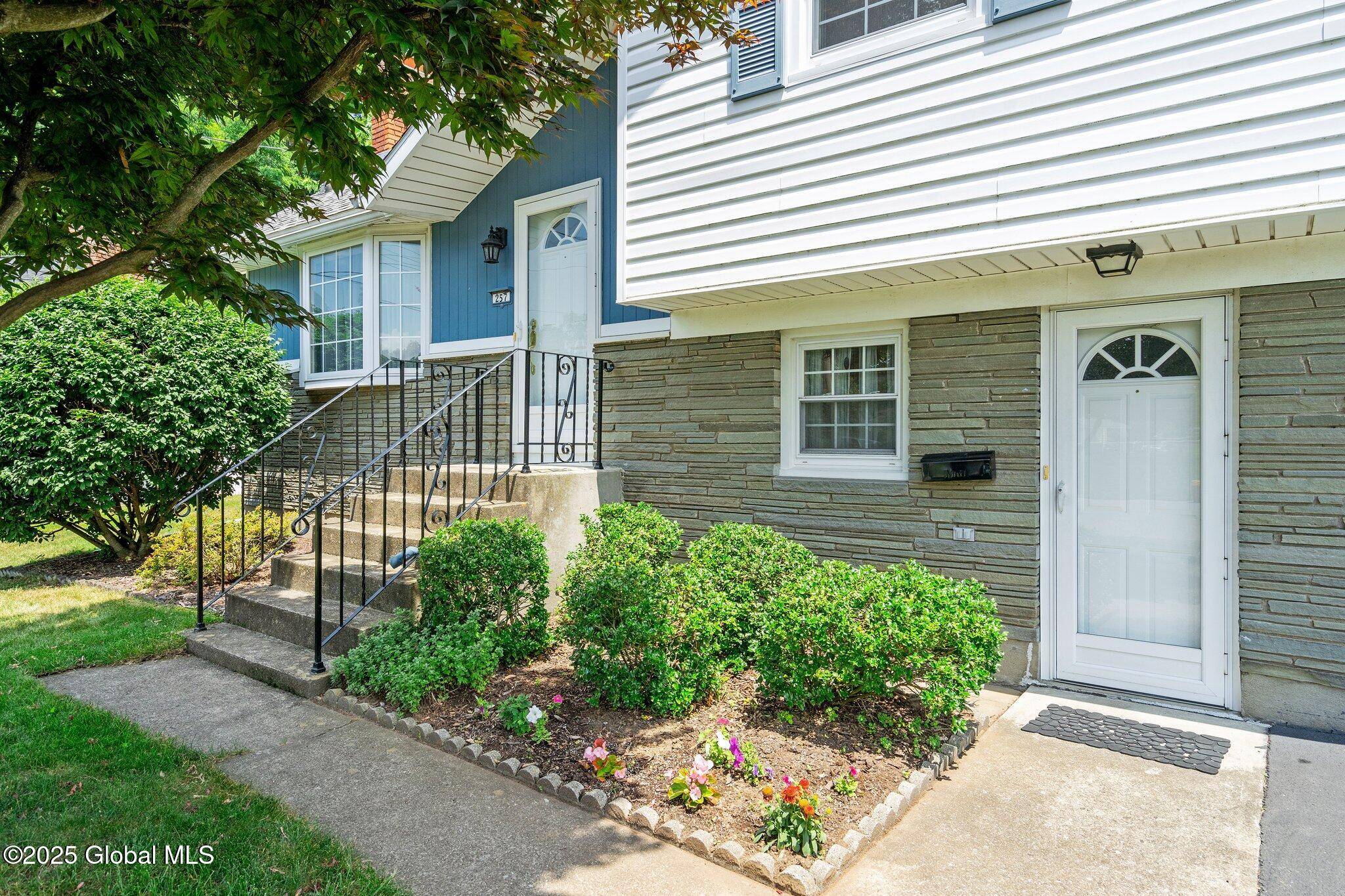 Rotterdam, NY 12303,257 Mercer Avenue