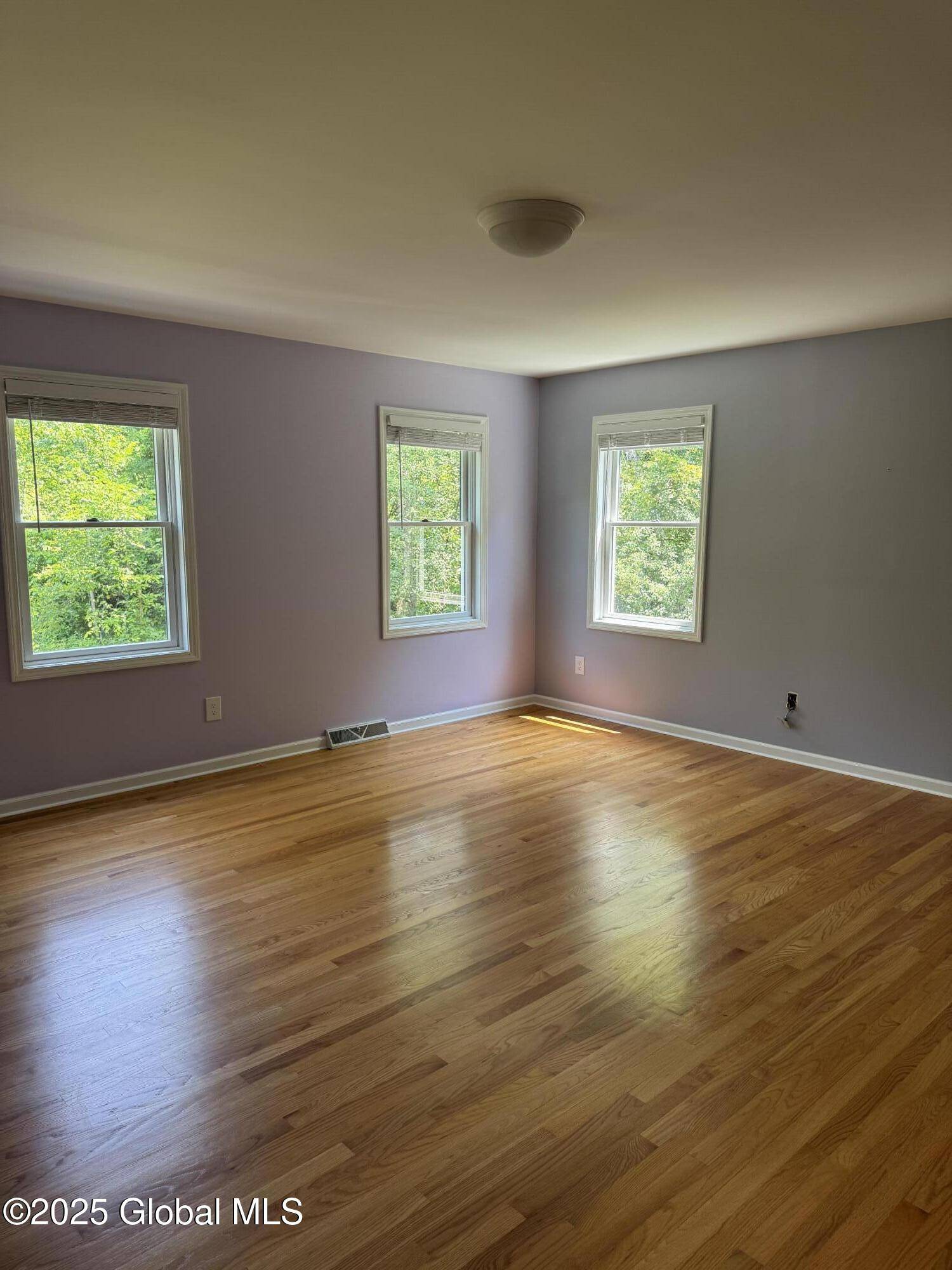 Rensselaer, NY 12144,425 Tempel Lane