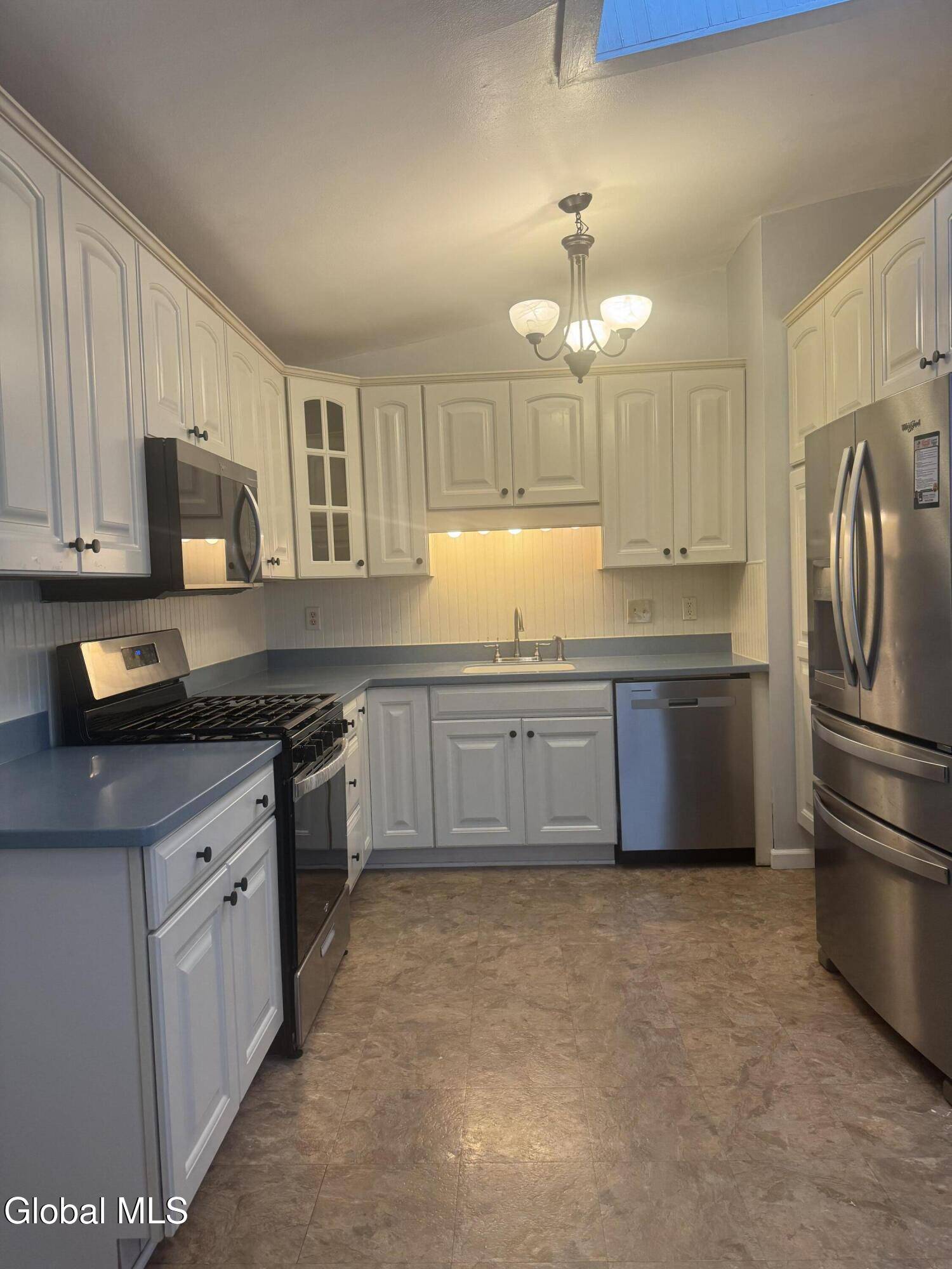 Colonie, NY 12110,11 Harold Avenue