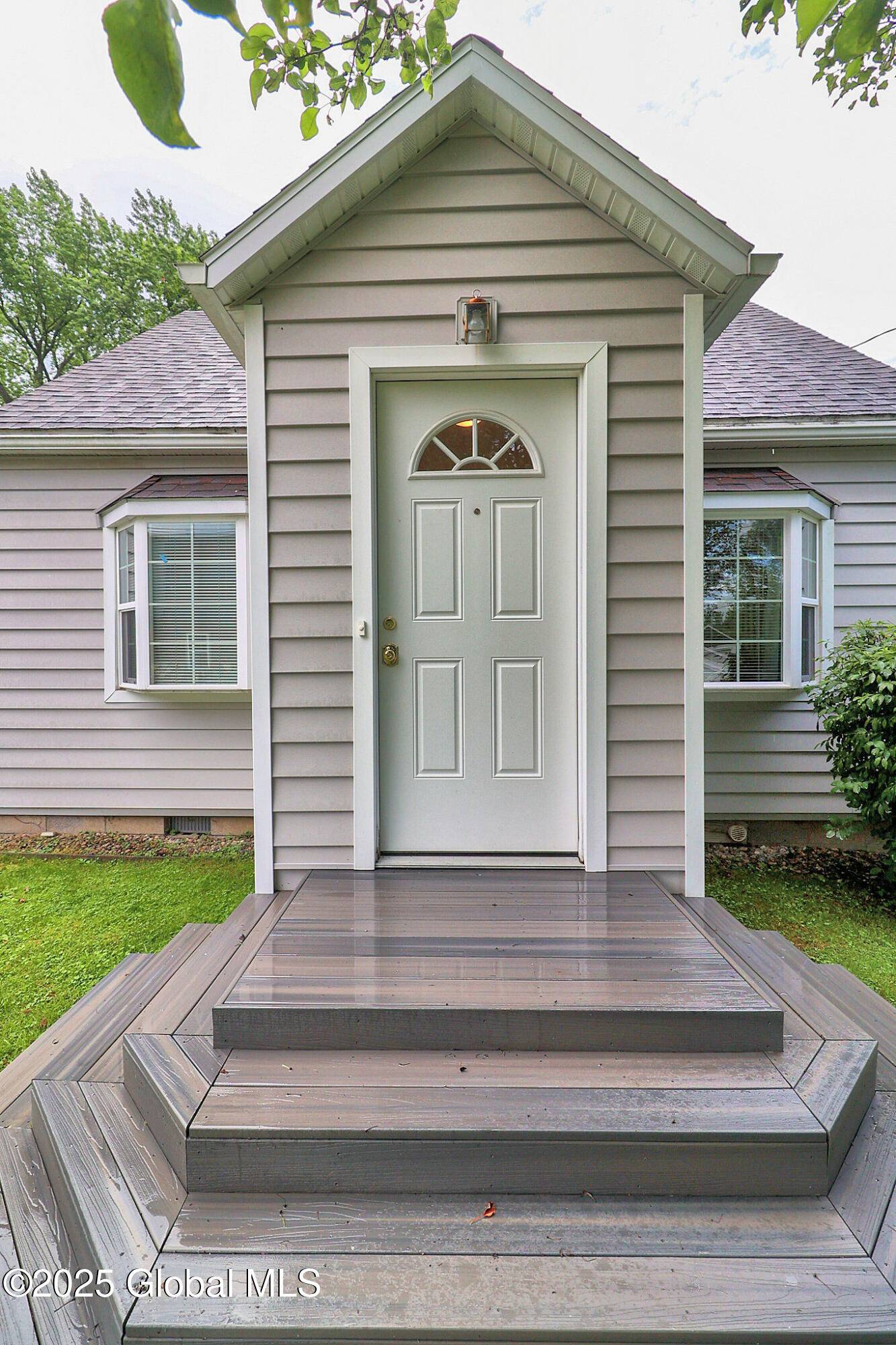 Colonie, NY 12047,22 Schaffer Drive