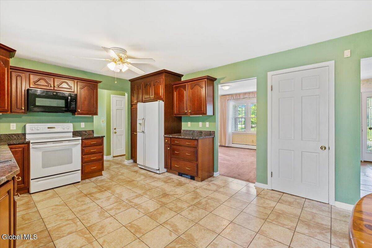 Colonie, NY 12205,36 Sunset Boulevard