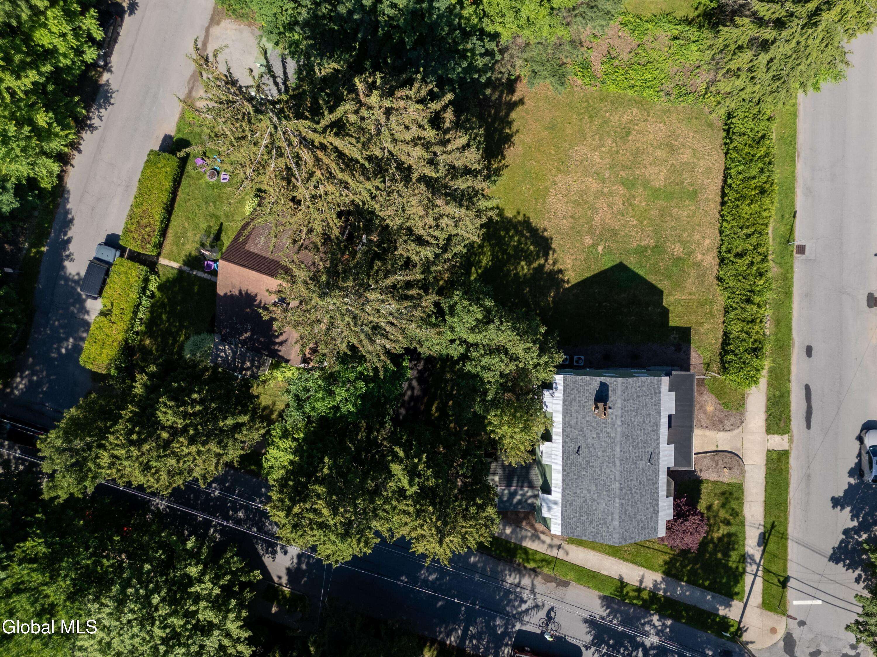 Saratoga Springs, NY 12866,172 Caroline Street