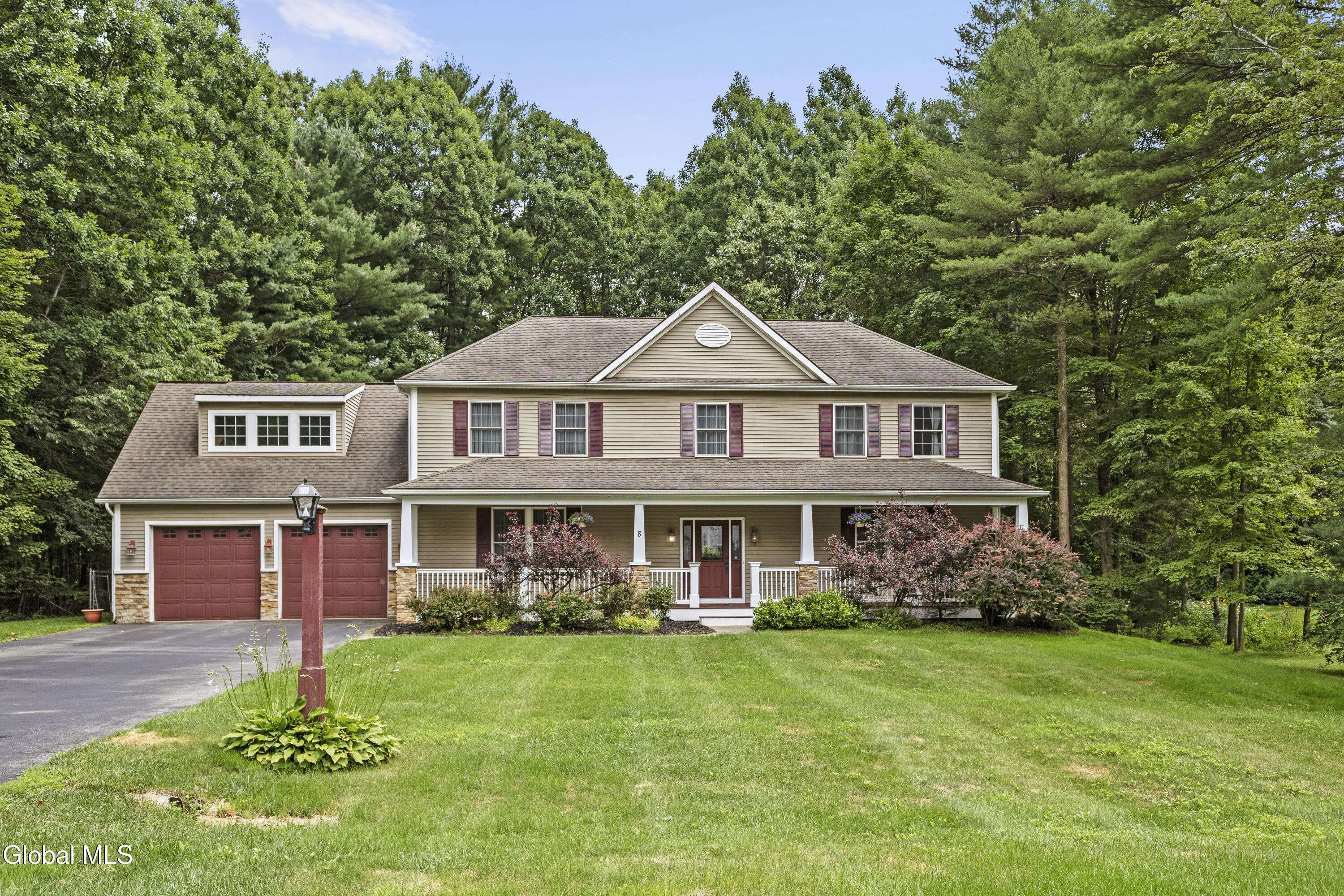 Saratoga Springs, NY 12866,8 Sydney Hill Road