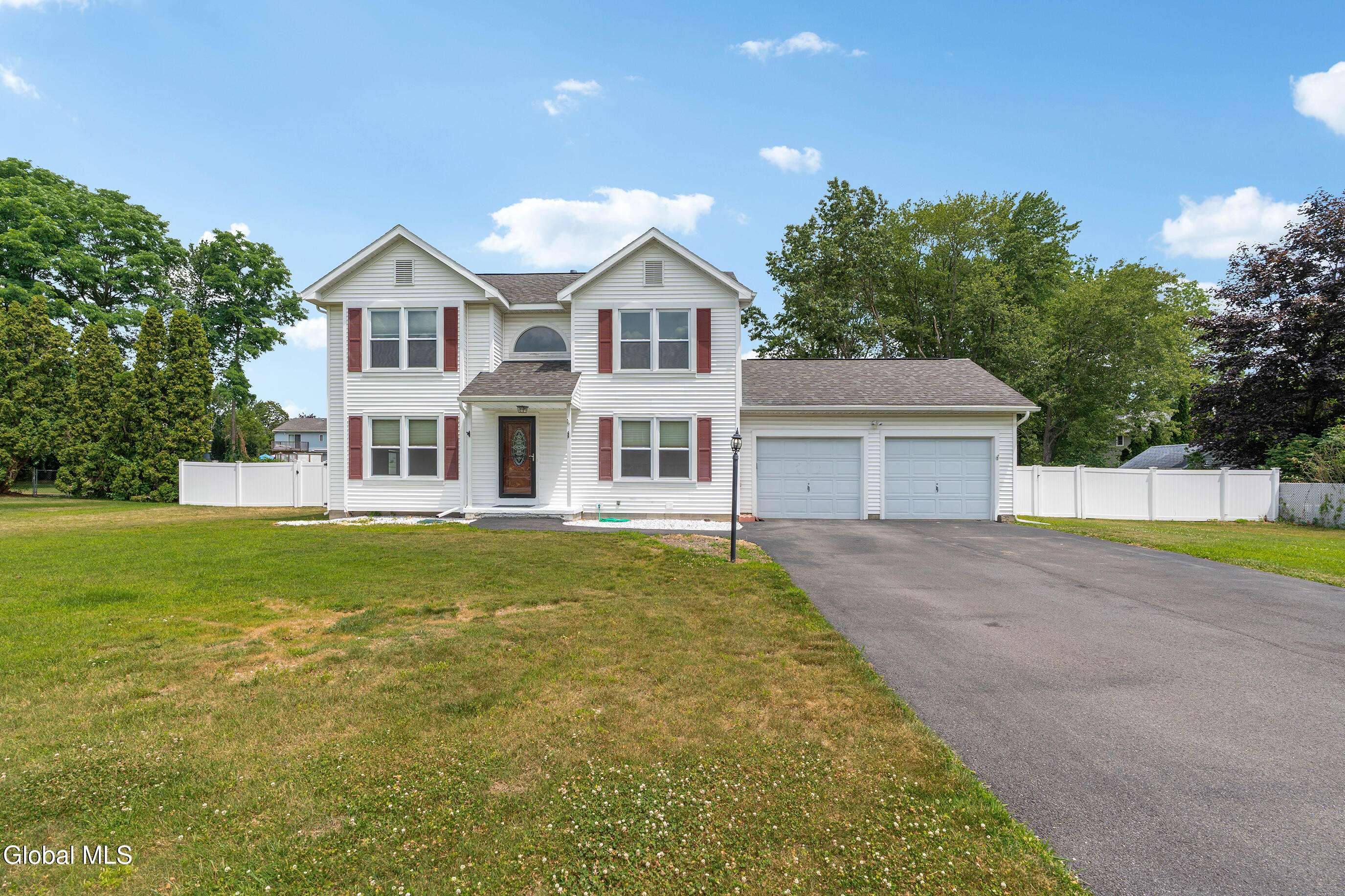 Guilderland, NY 12306,3002 Morgan Court Court