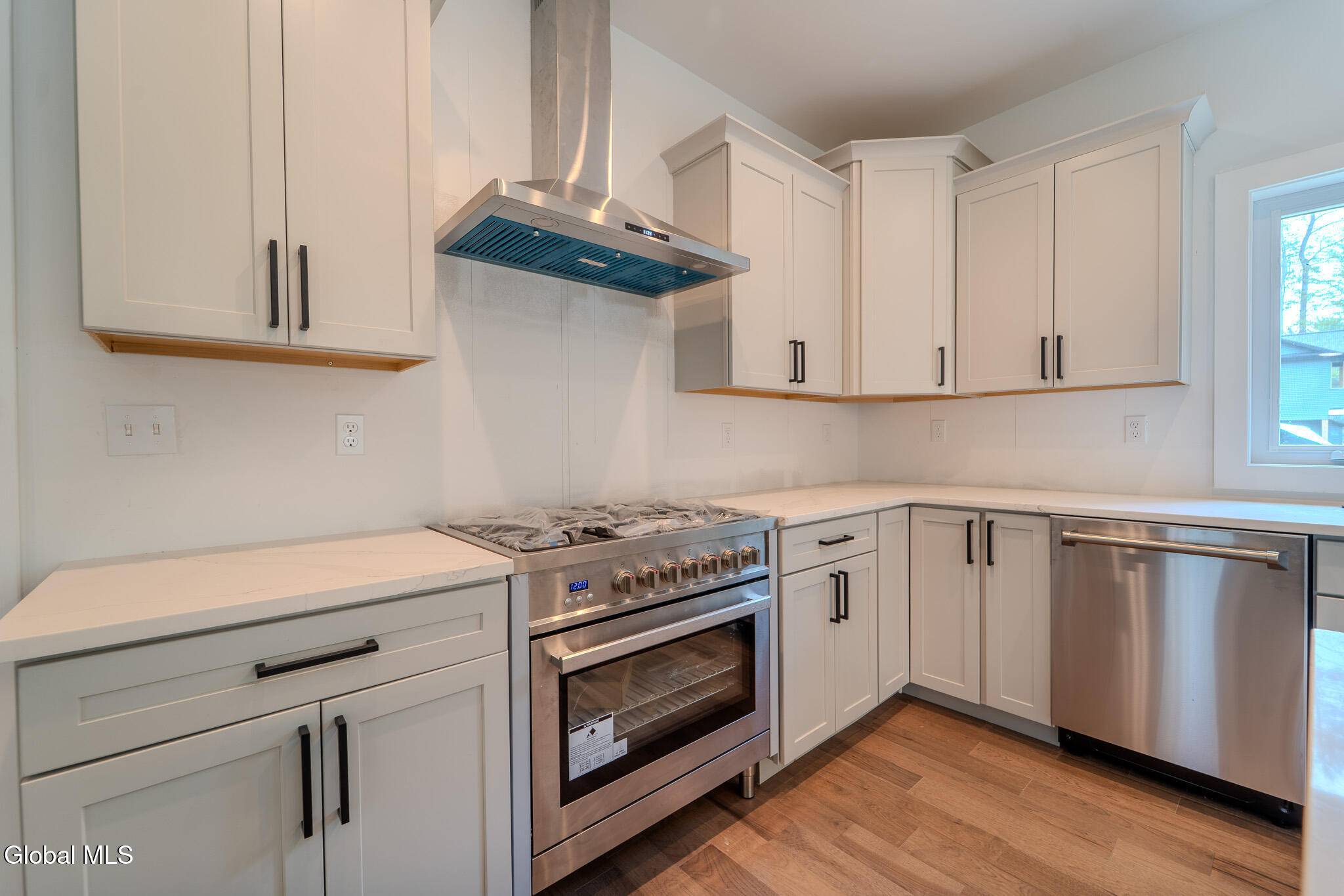 Guilderland, NY 12203,233 Pinewood Drive