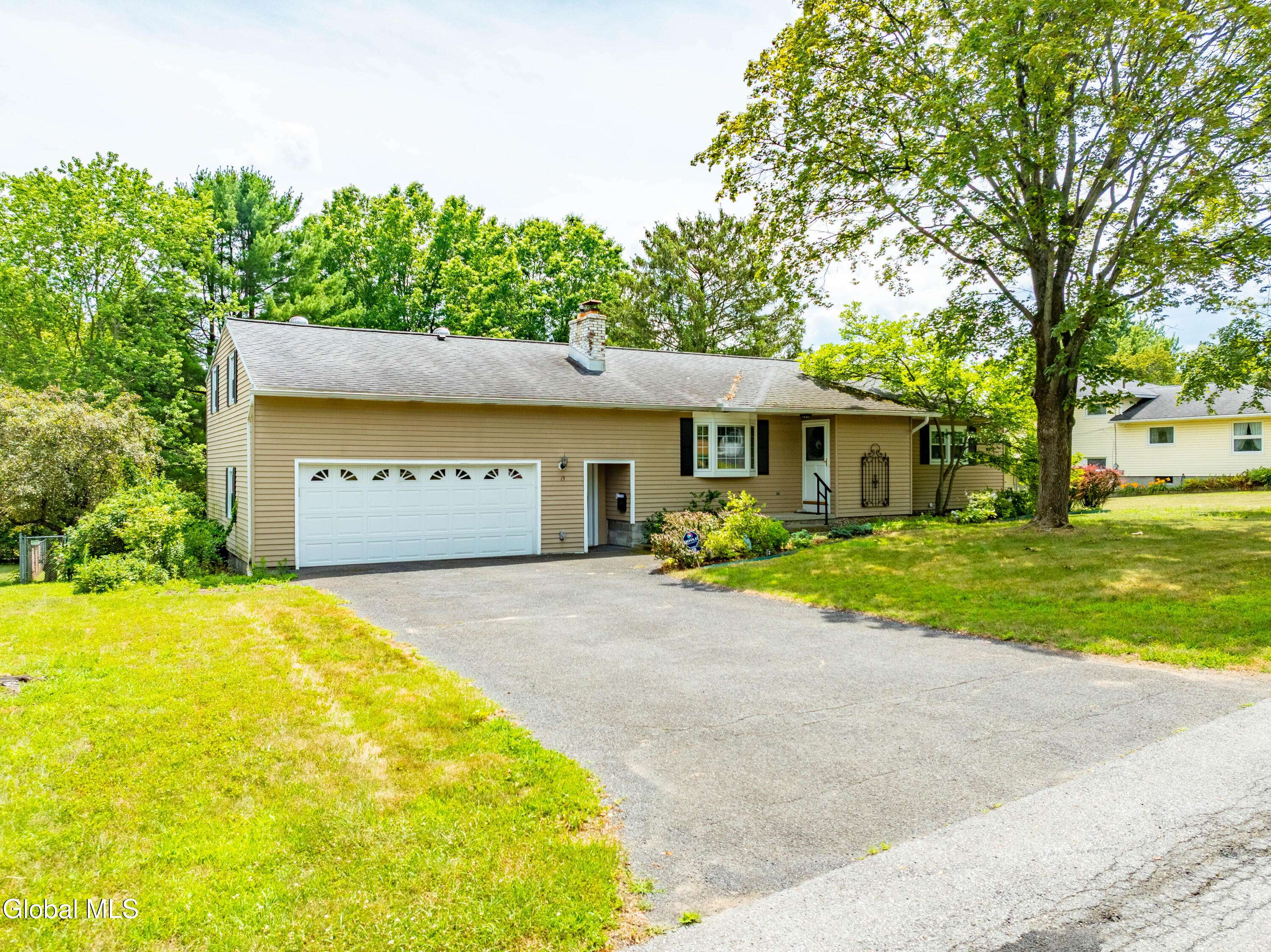 Guilderland, NY 12203,19 Drawbridge Drive