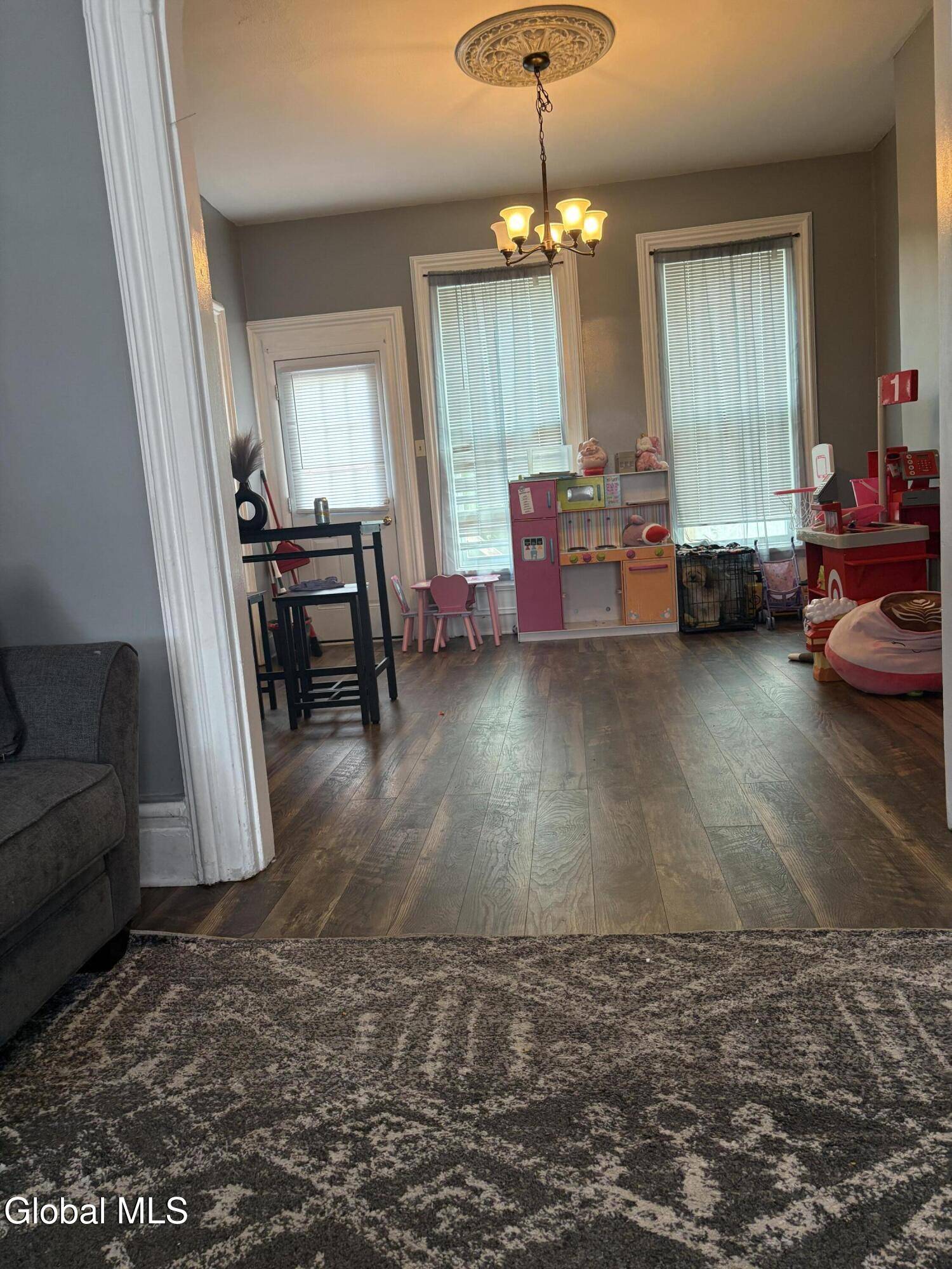 Troy, NY 12182,668 3rd Avenue