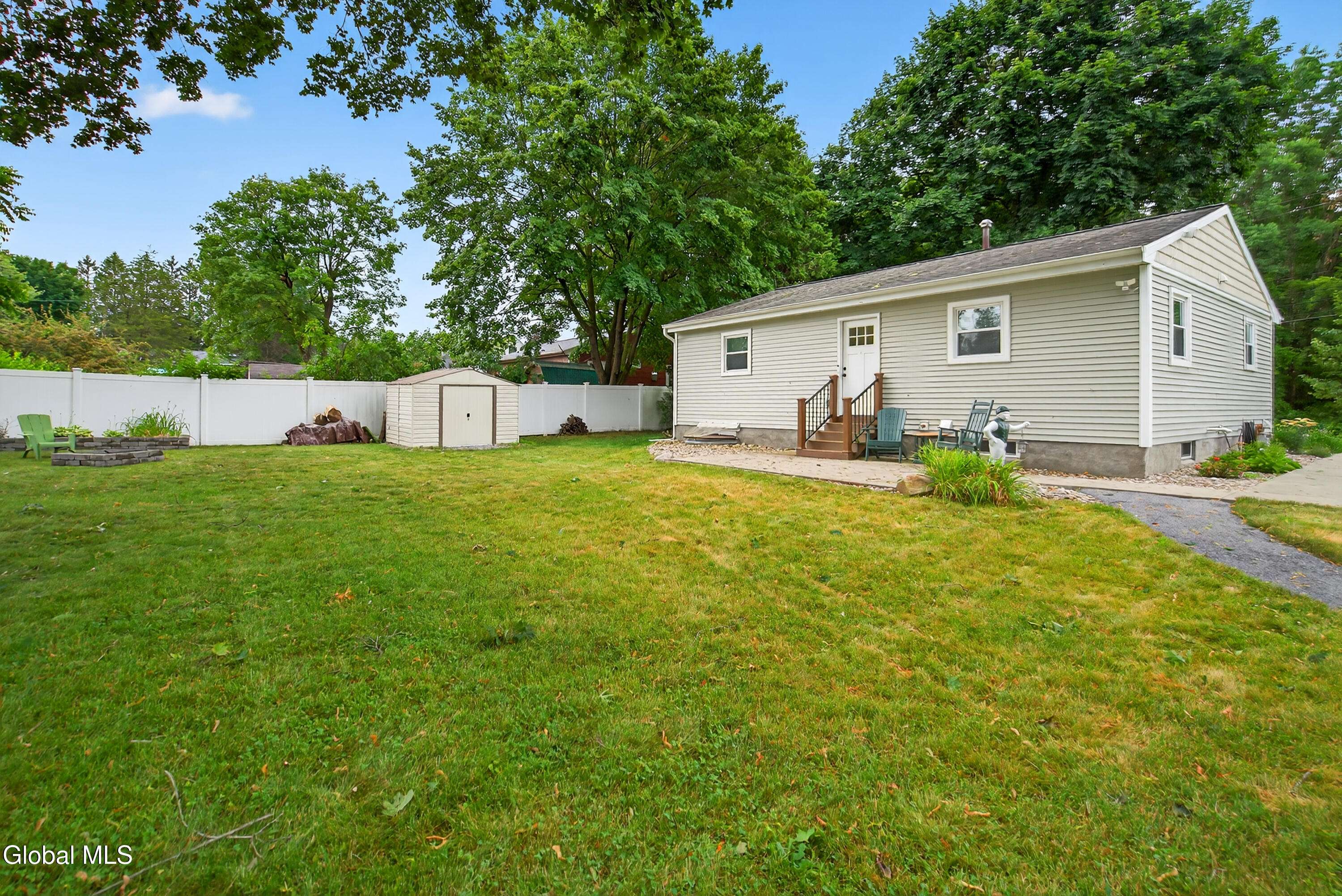Saratoga Springs, NY 12866,55 Crescent Avenue