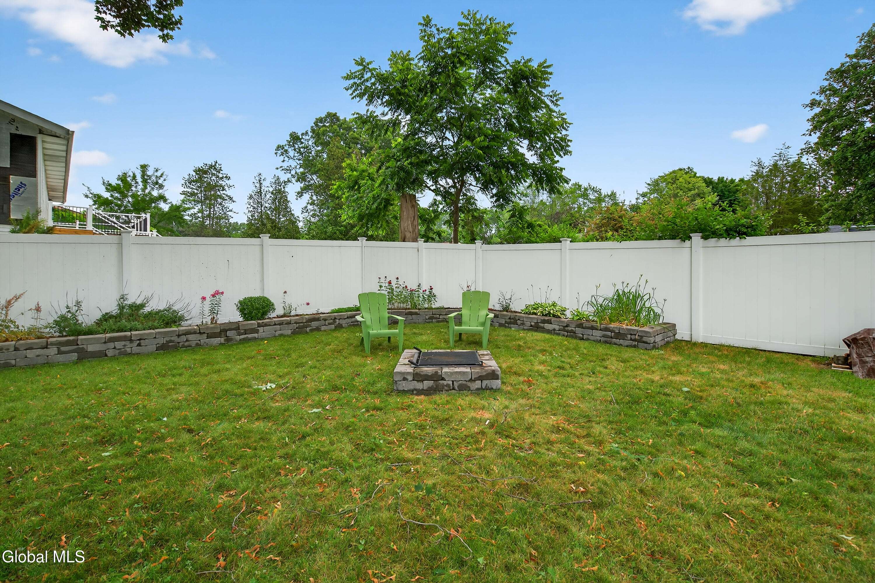 Saratoga Springs, NY 12866,55 Crescent Avenue