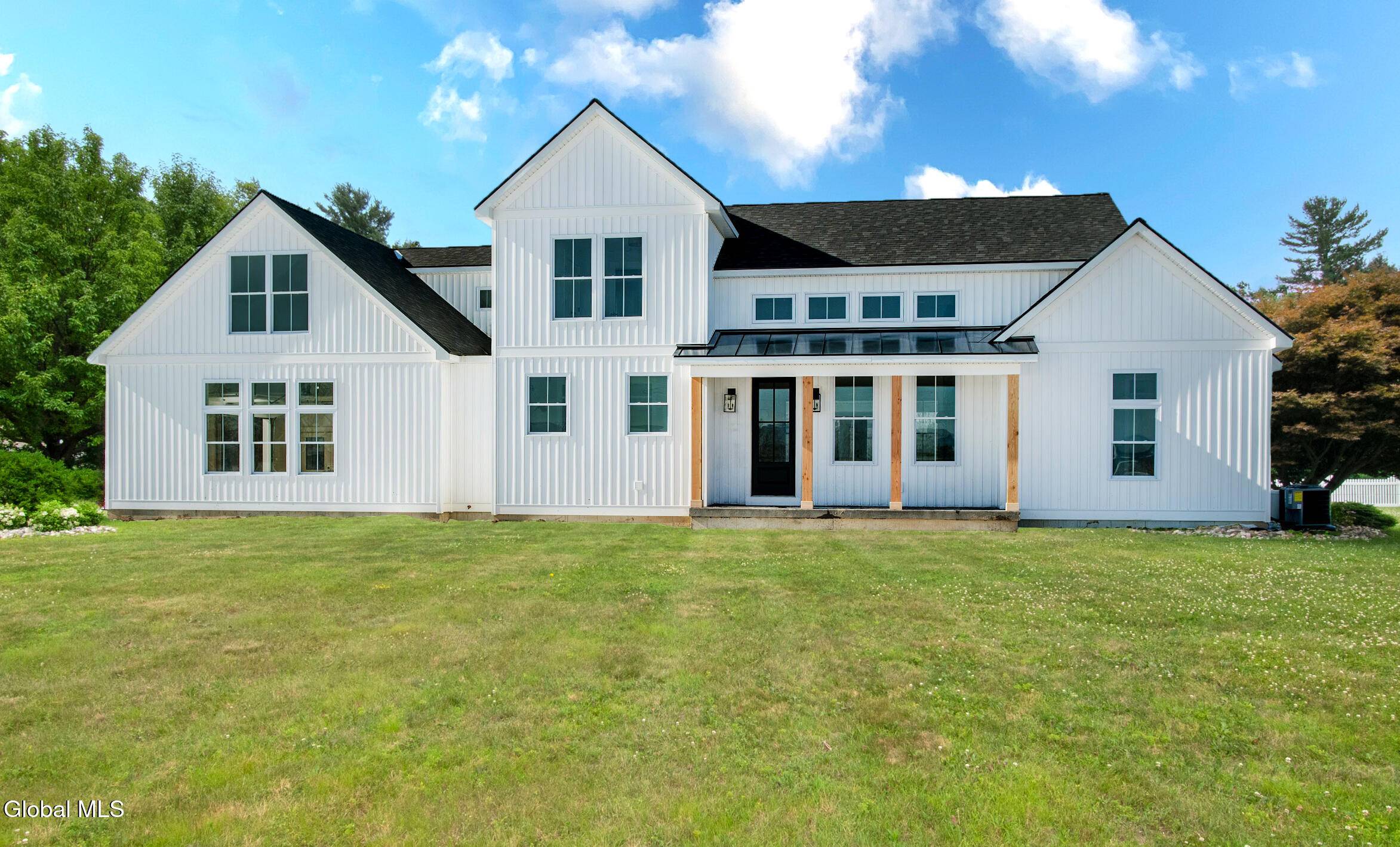 Malta, NY 12020,24 Locust Road
