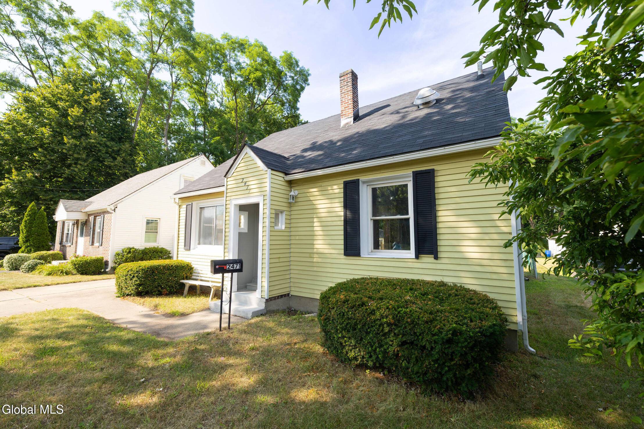 Rotterdam, NY 12303,2471 Curry Road
