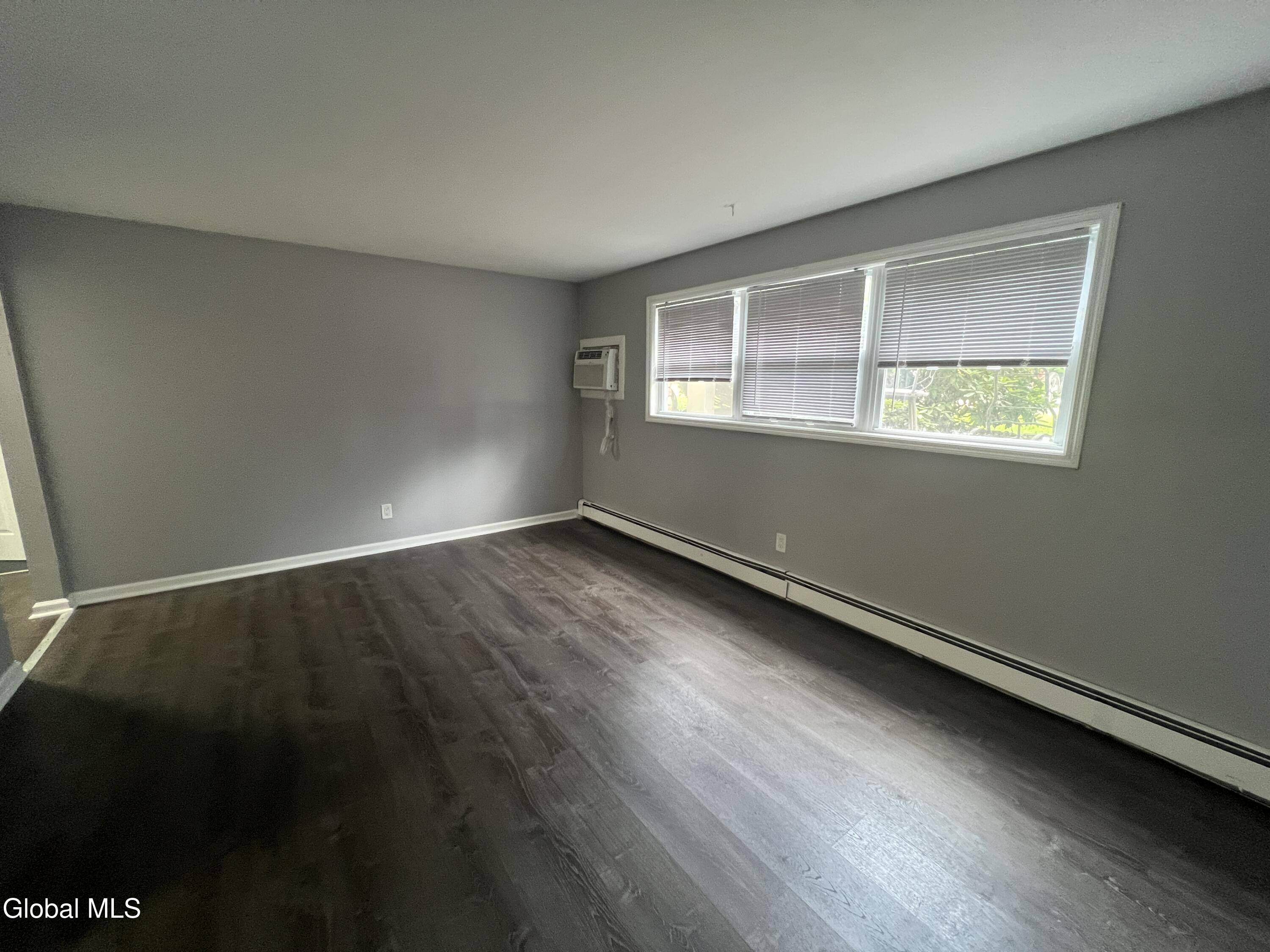 Clifton Park, NY 12019,11-21 Ashdown Road #19B