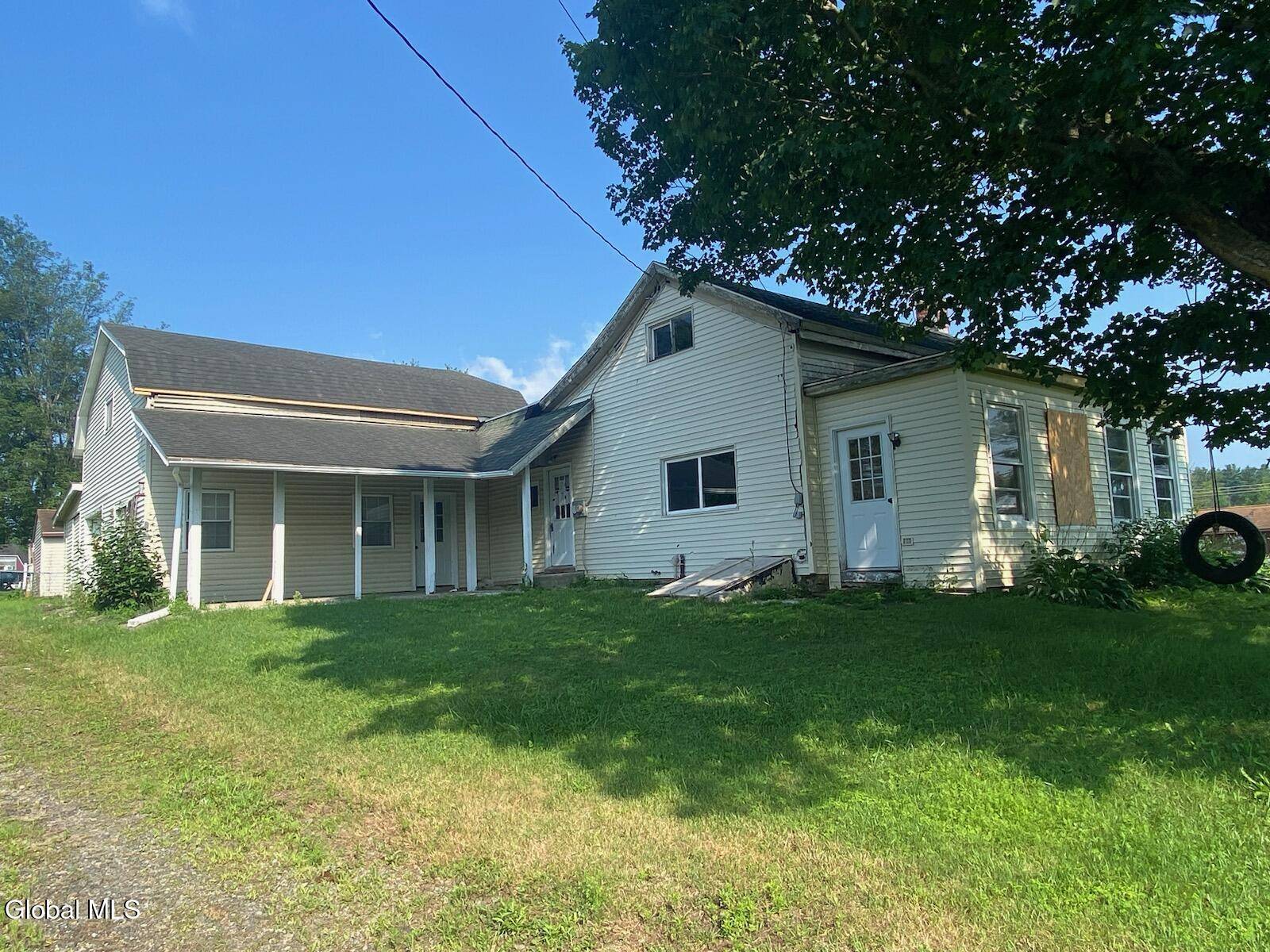Mayfield, NY 12117,97 N Main Street