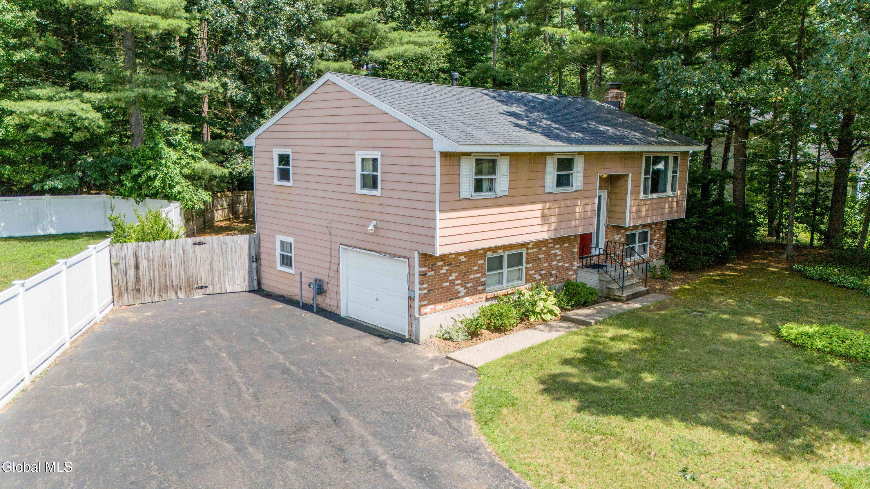 Guilderland, NY 12303,100 Prestige Drive