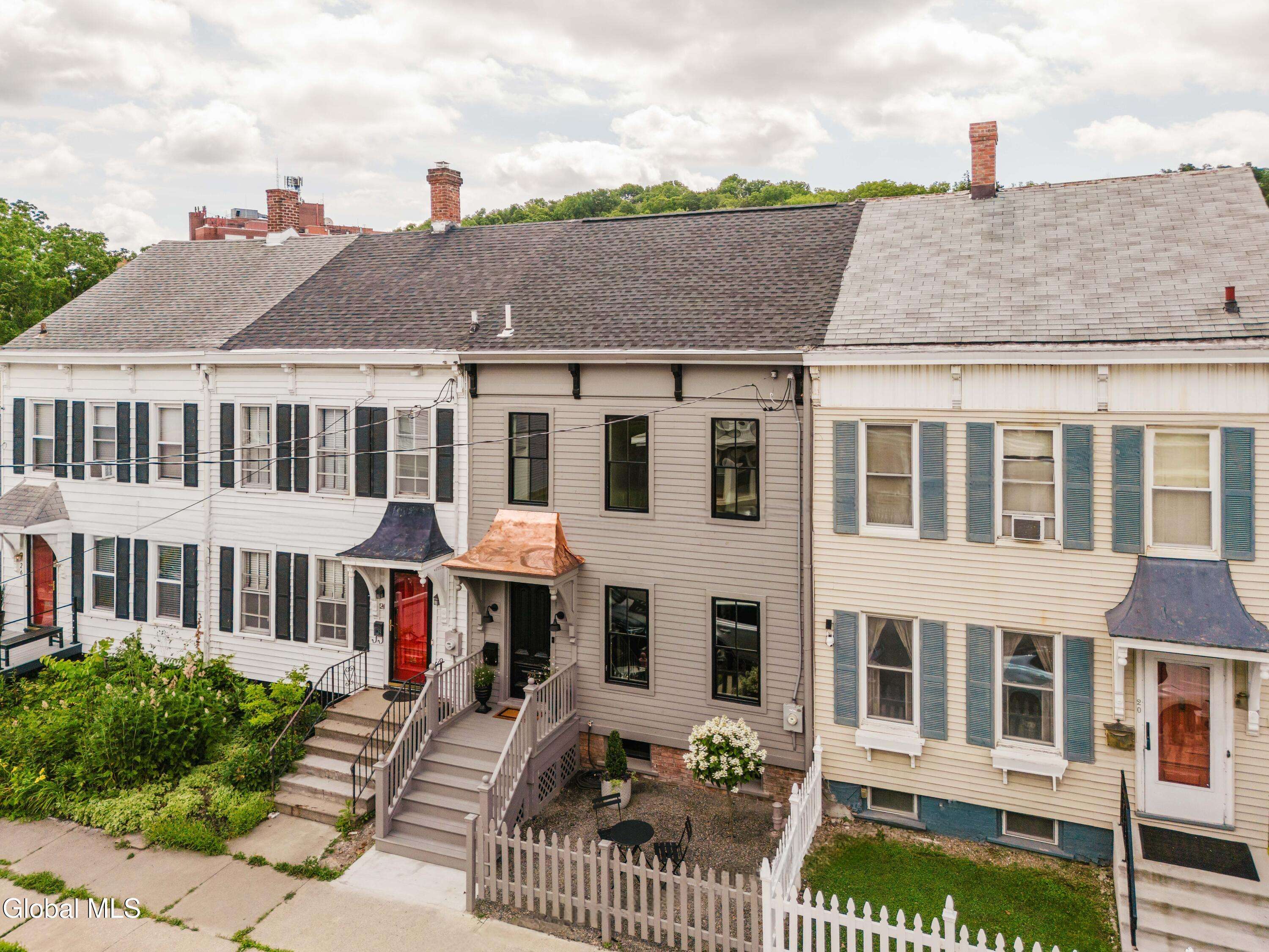 Hudson, NY 12534,22 8th Street