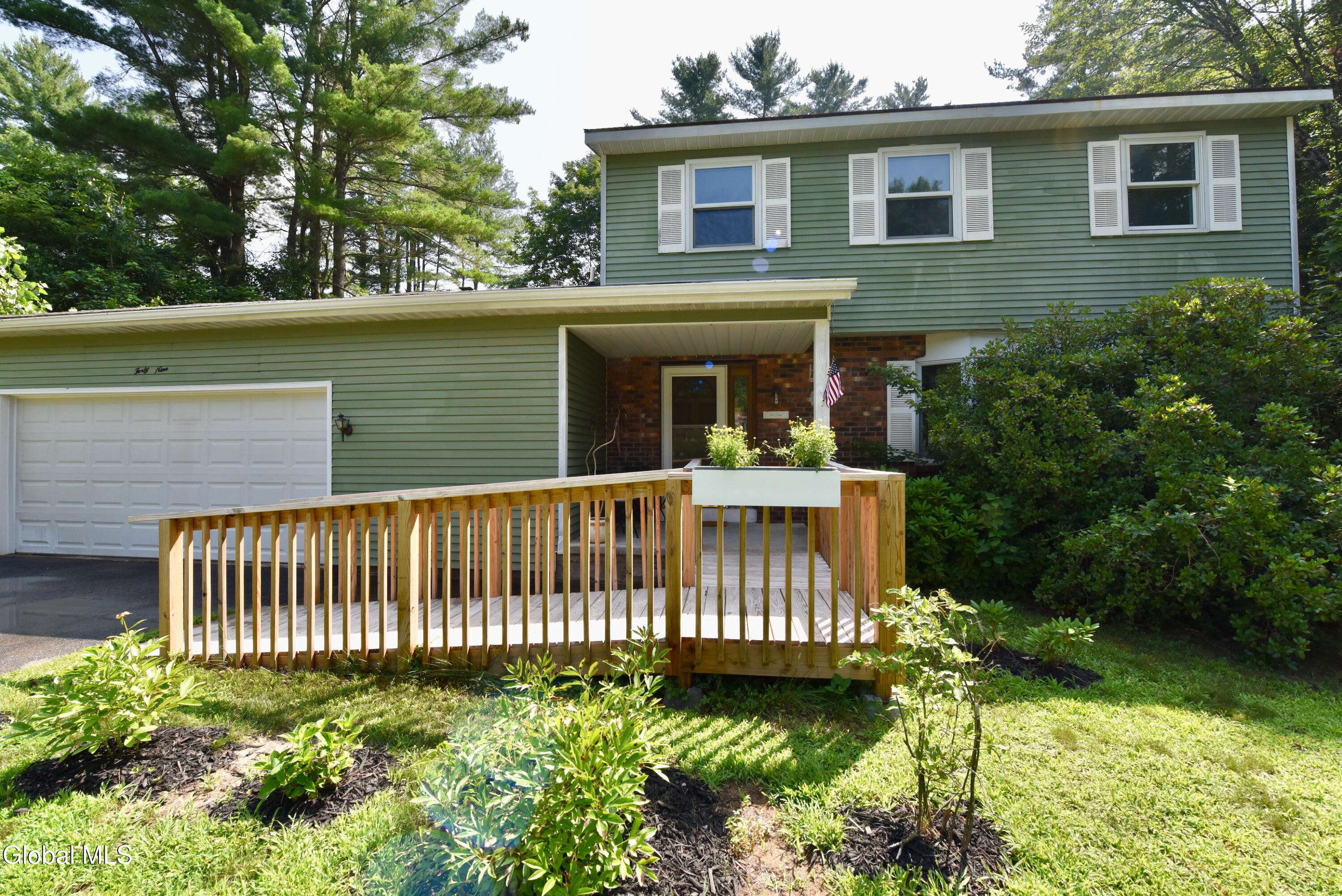 Wilton, NY 12831,49 Hopeful Lane