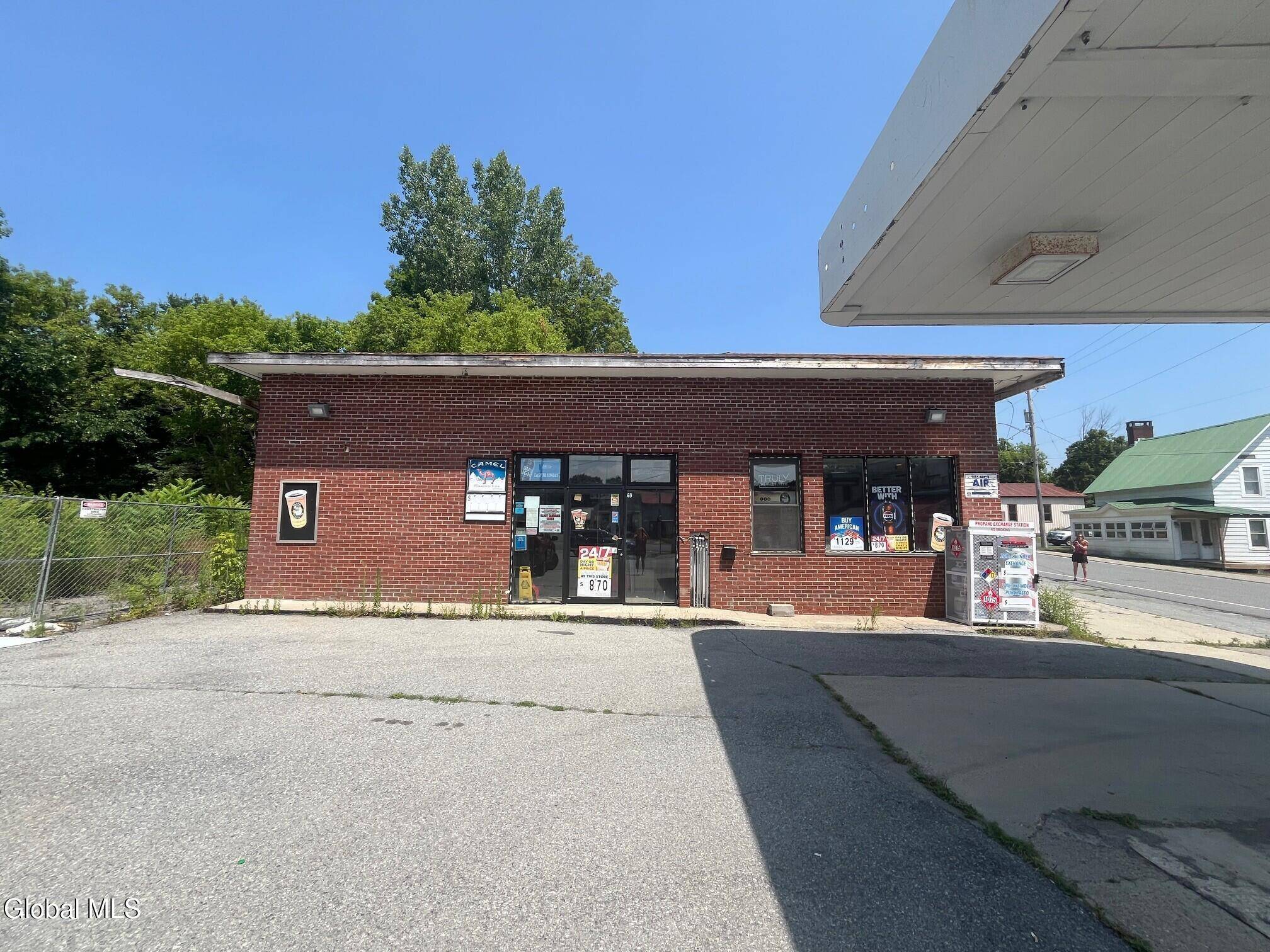 Ticonderoga, NY 12883,69 Montcalm Street