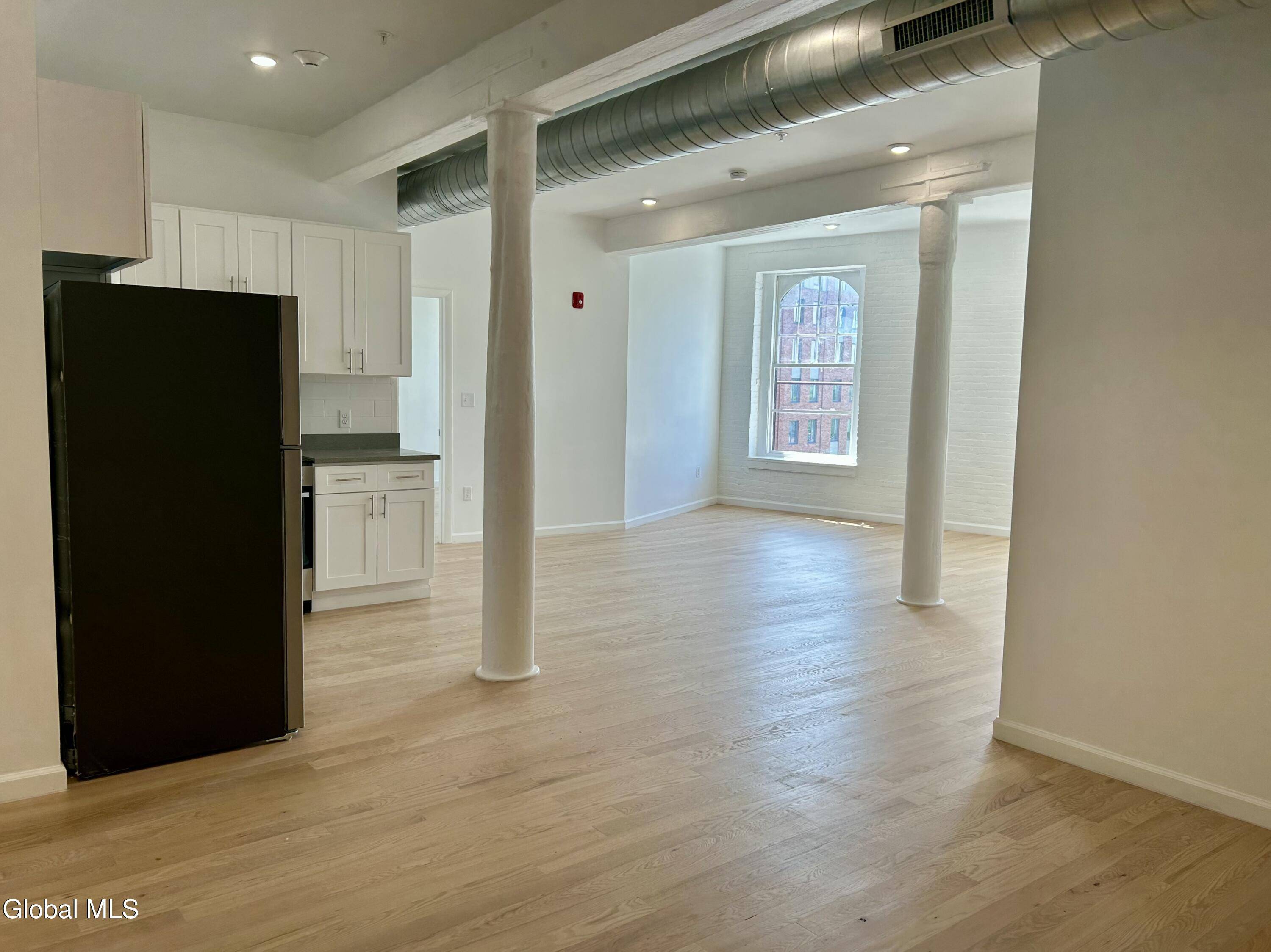 Troy, NY 12180,155 River Street #3C