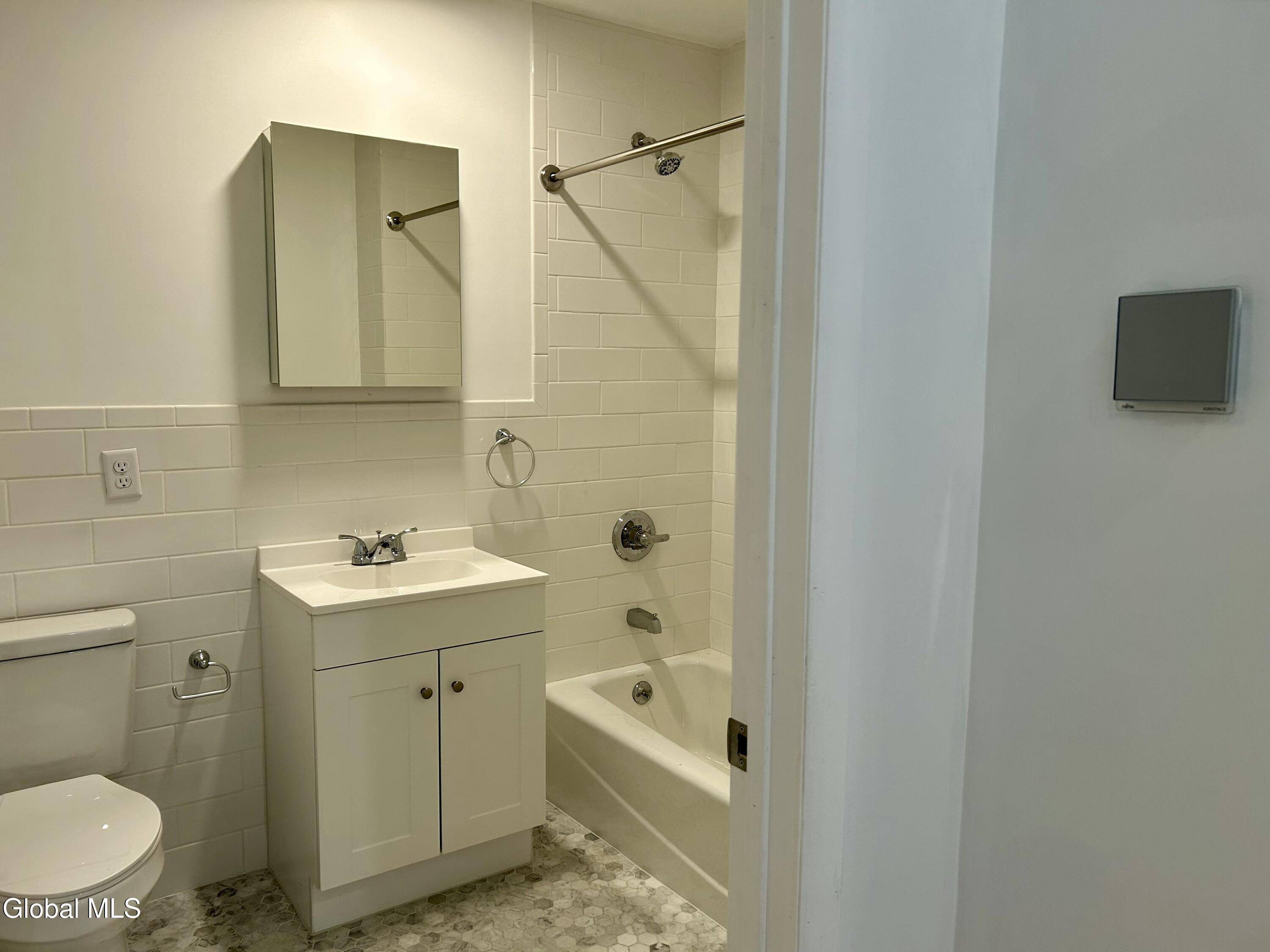 Troy, NY 12180,155 River Street #2C