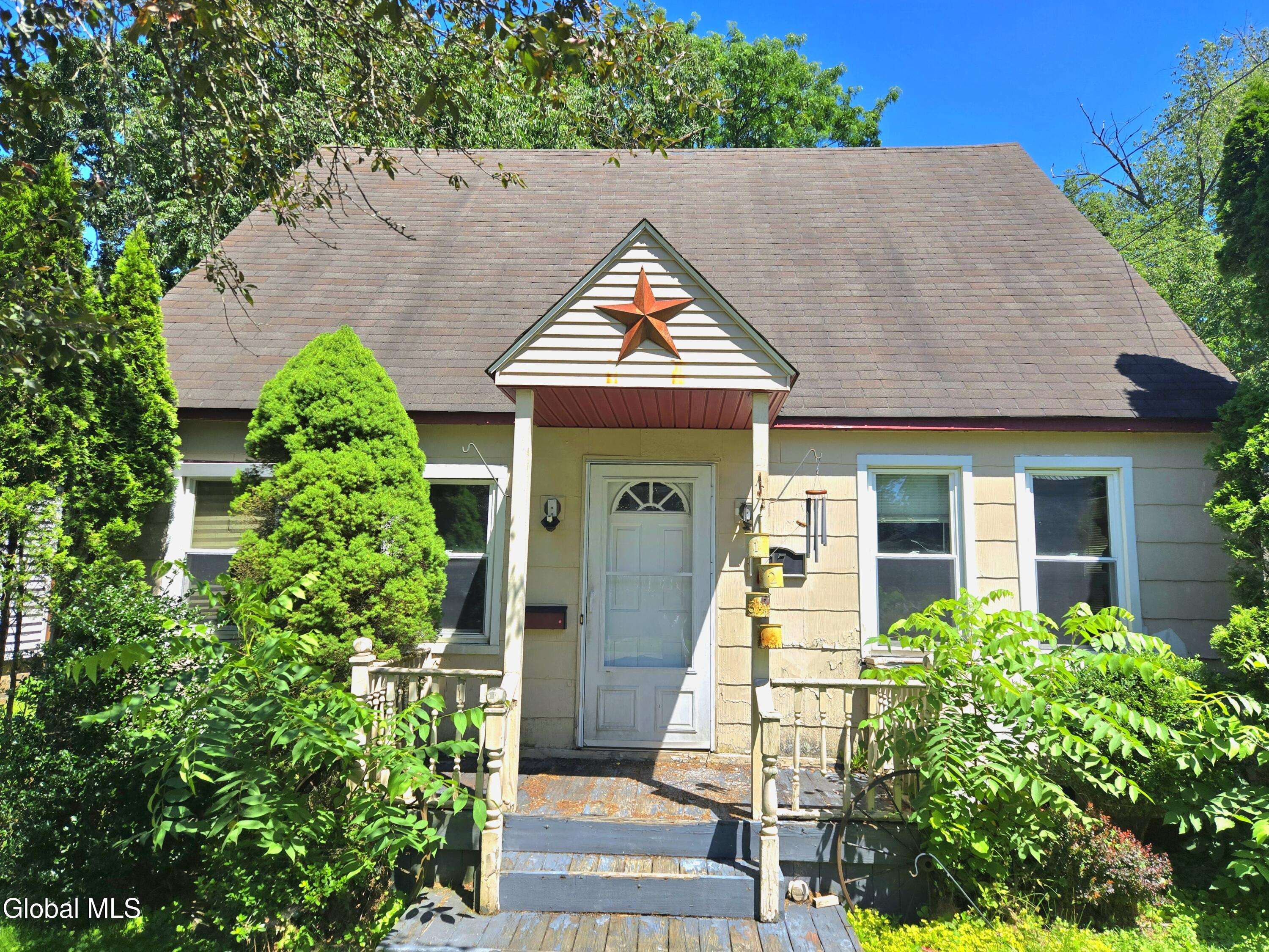 Cortland, NY 13045,17 Bellrose Avenue